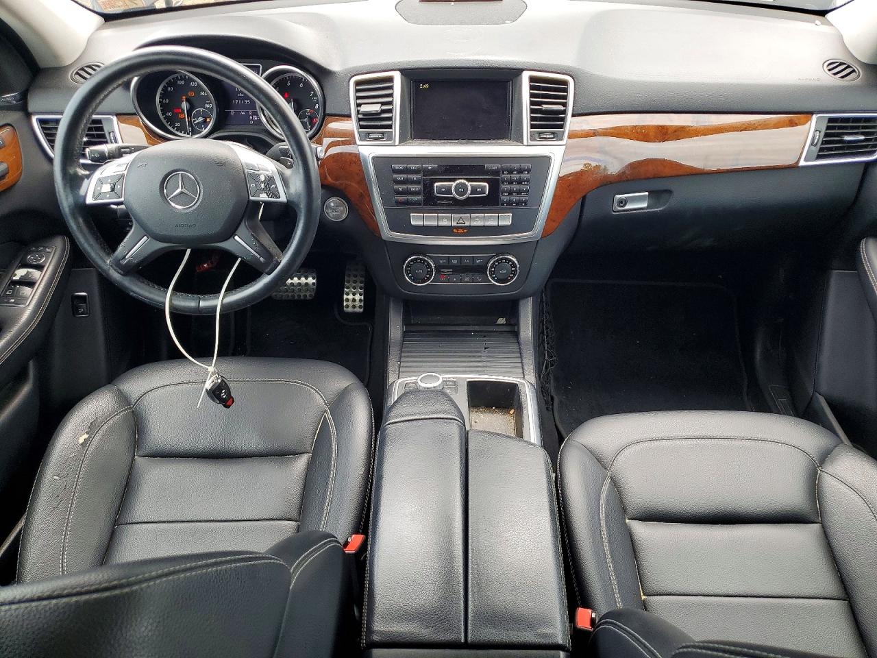 2012 Mercedes-benz Ml 550 4matic Black vin: 4JGDA7DB5CA043245