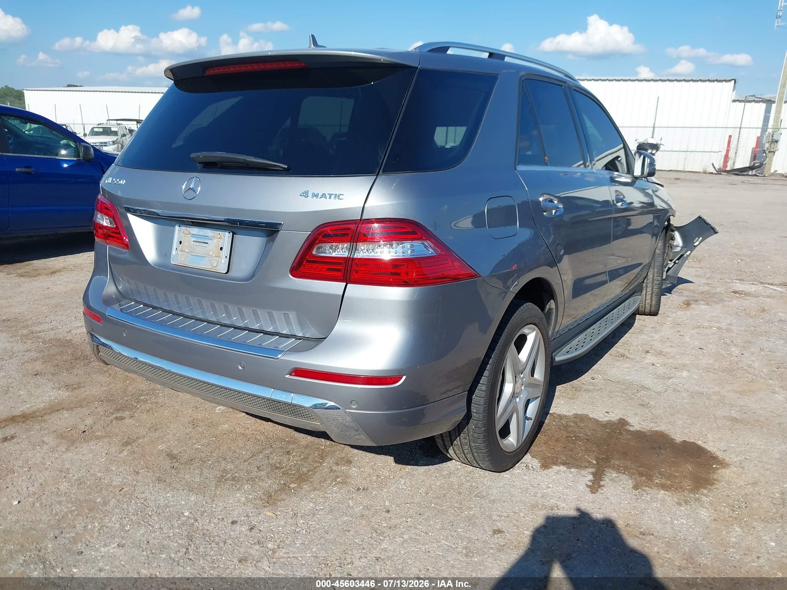 2013 Mercedes-benz Ml 550 4matic Серебряный vin: 4JGDA7DB5DA123503