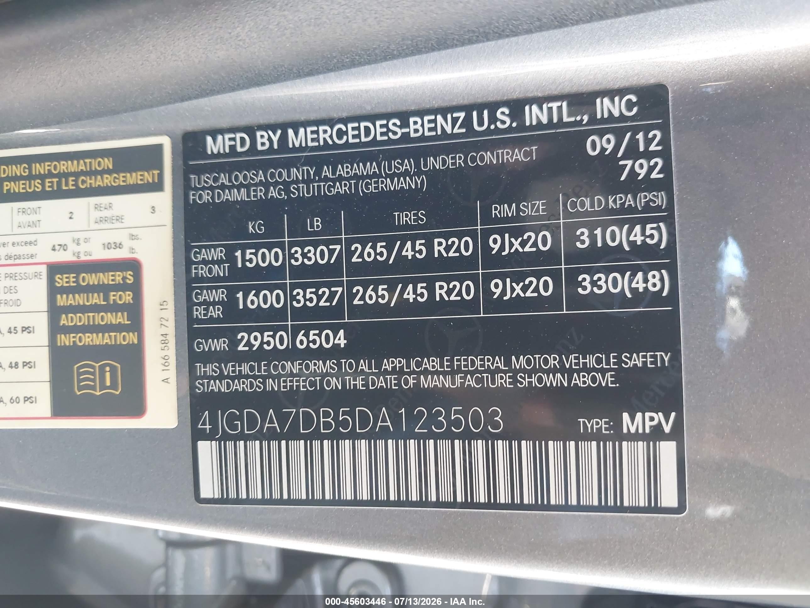 2013 Mercedes-benz Ml 550 4matic Серебряный vin: 4JGDA7DB5DA123503