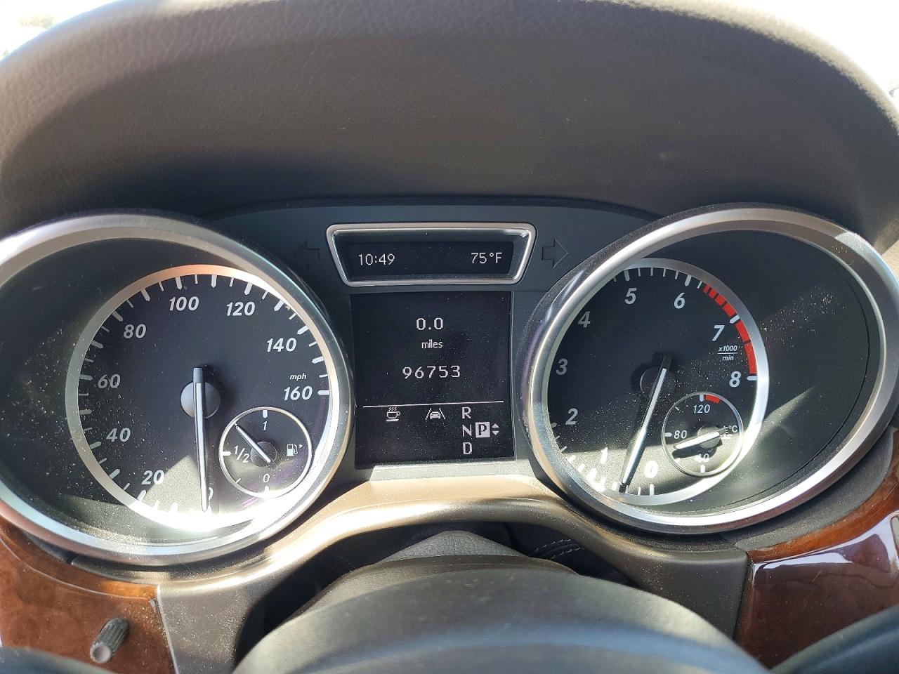 2012 Mercedes-benz Ml 550 White vin: 4JGDA7DB6CA090753