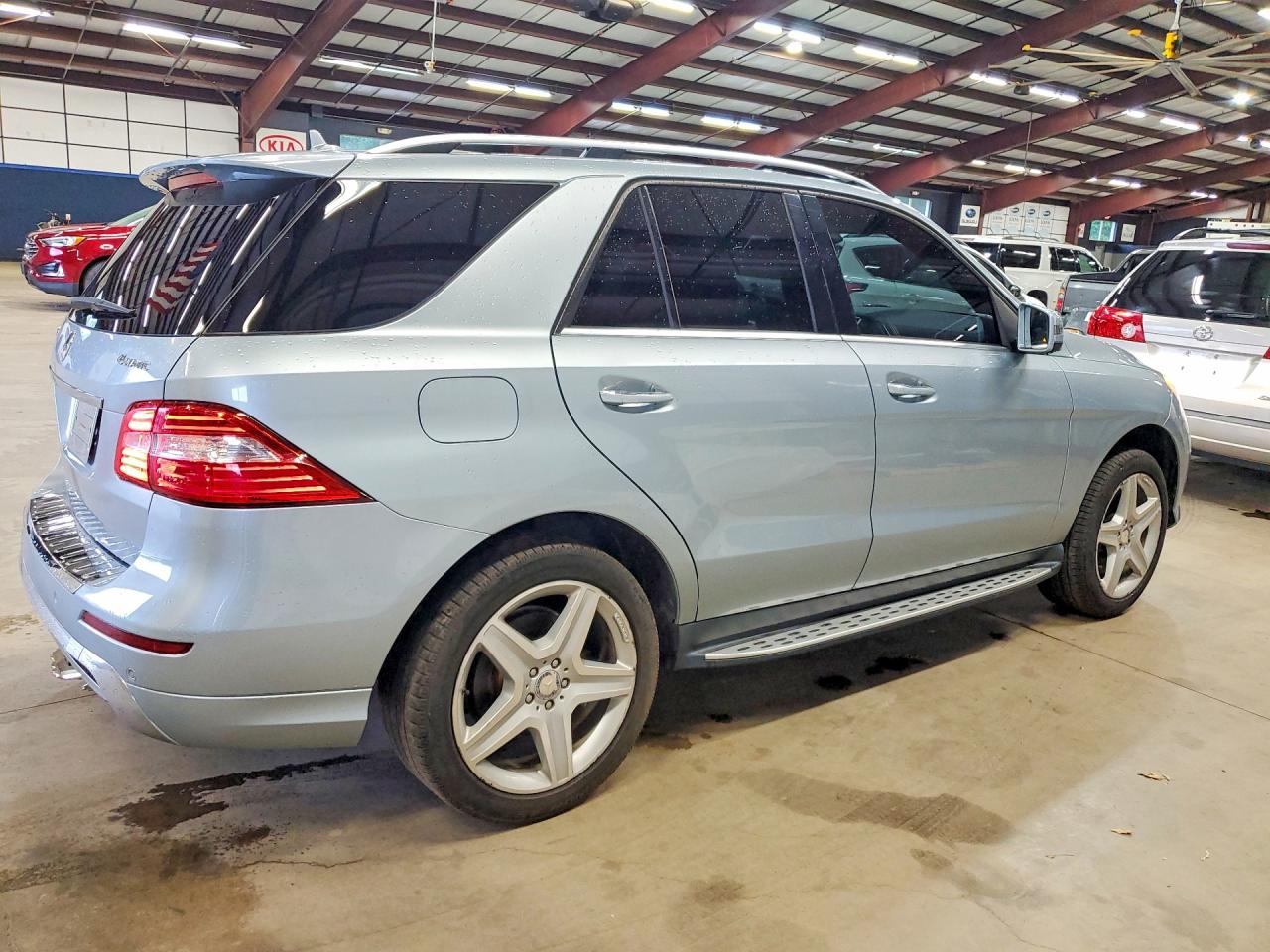 2014 Mercedes-benz Ml 550 4matic Blue vin: 4JGDA7DB6EA313408
