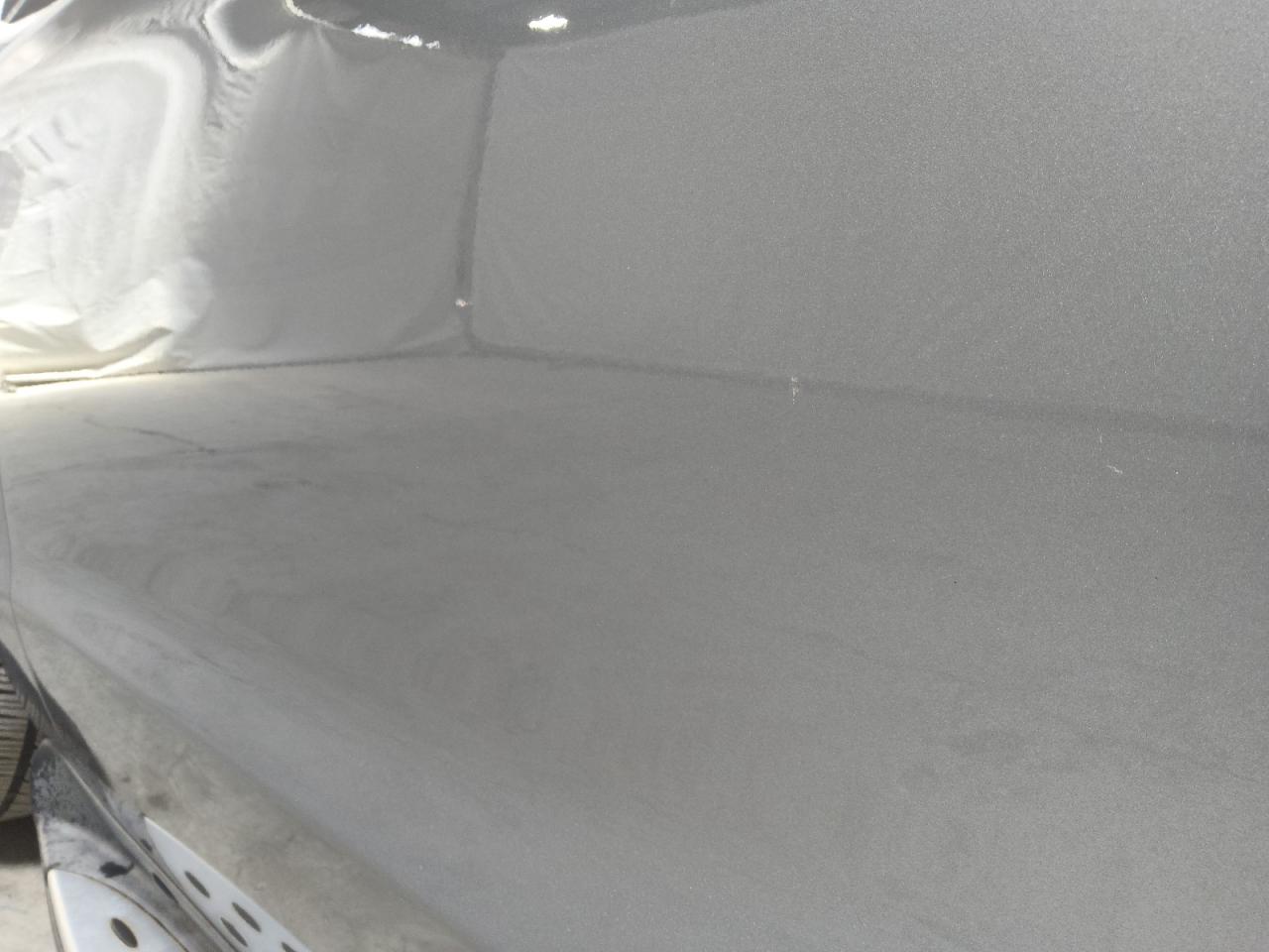 2014 Mercedes-benz Ml 550 4matic Silver vin: 4JGDA7DB6EA437517 Damage: Left Front Door, Heavy Scratch, 1/2 To 1 Inch