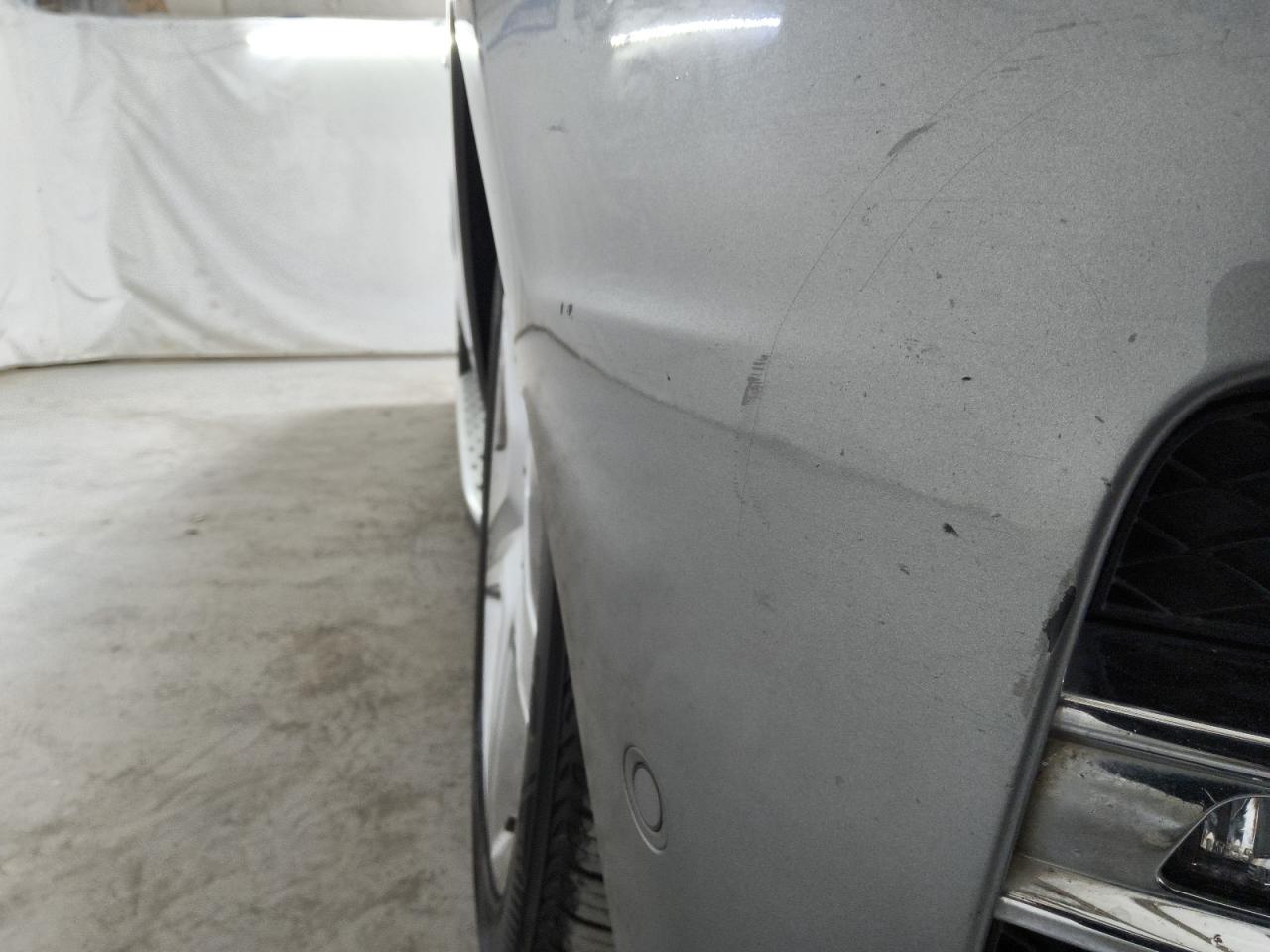 2014 Mercedes-benz Ml 550 4matic Silver vin: 4JGDA7DB6EA437517 Damage: Front Bumper, Heavy Scratch, 3 To 4 Inches