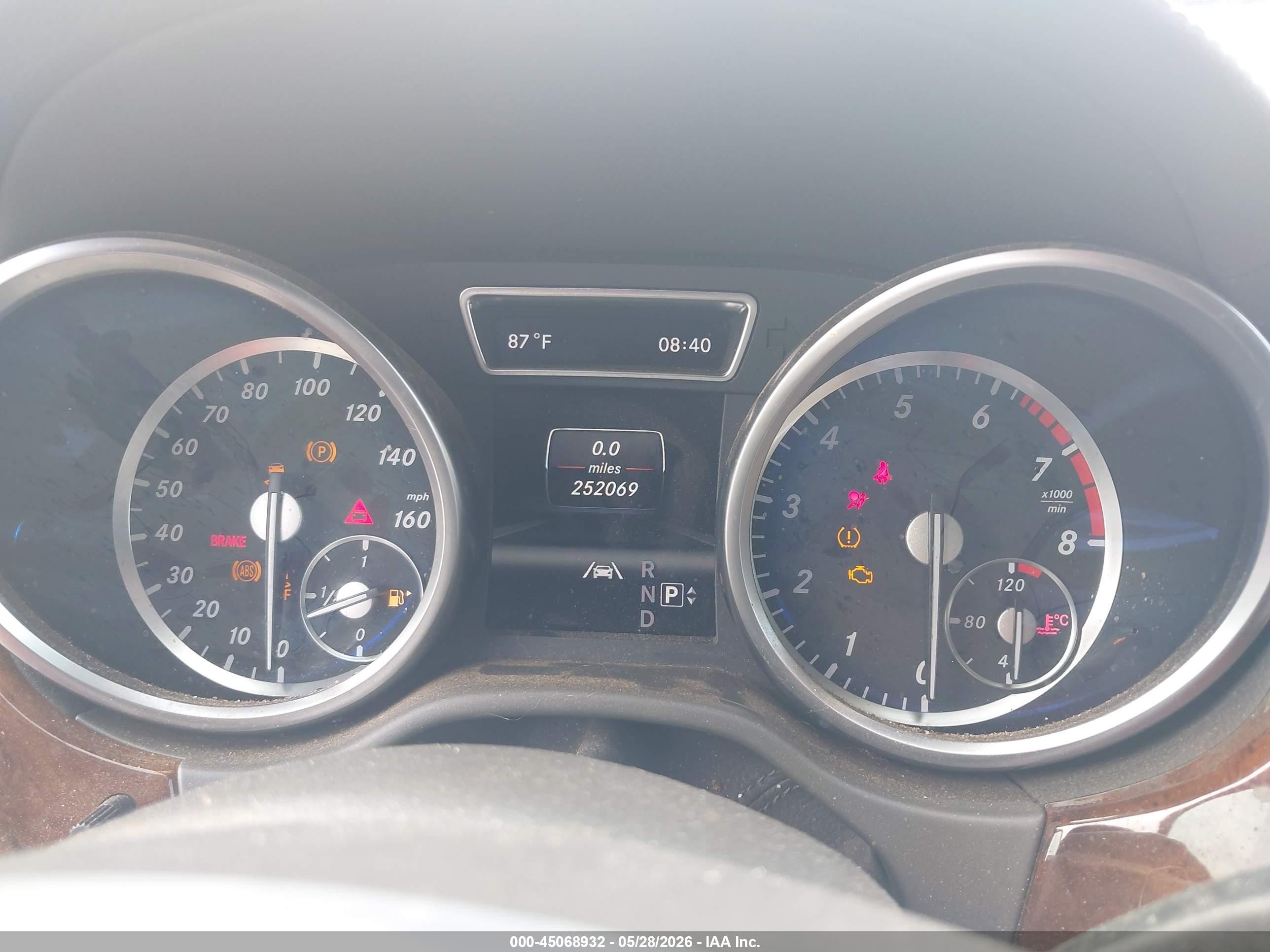 2013 Mercedes-benz Ml 550 4matic Серый vin: 4JGDA7DB7DA097857