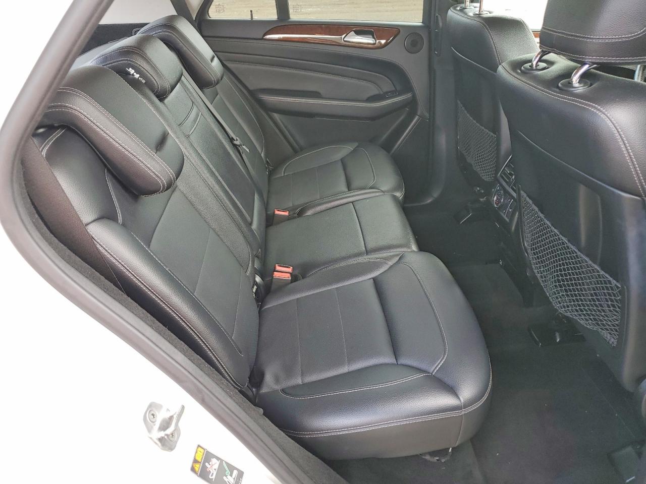 2013 Mercedes-benz Ml 550 4matic White vin: 4JGDA7DB9DA151921