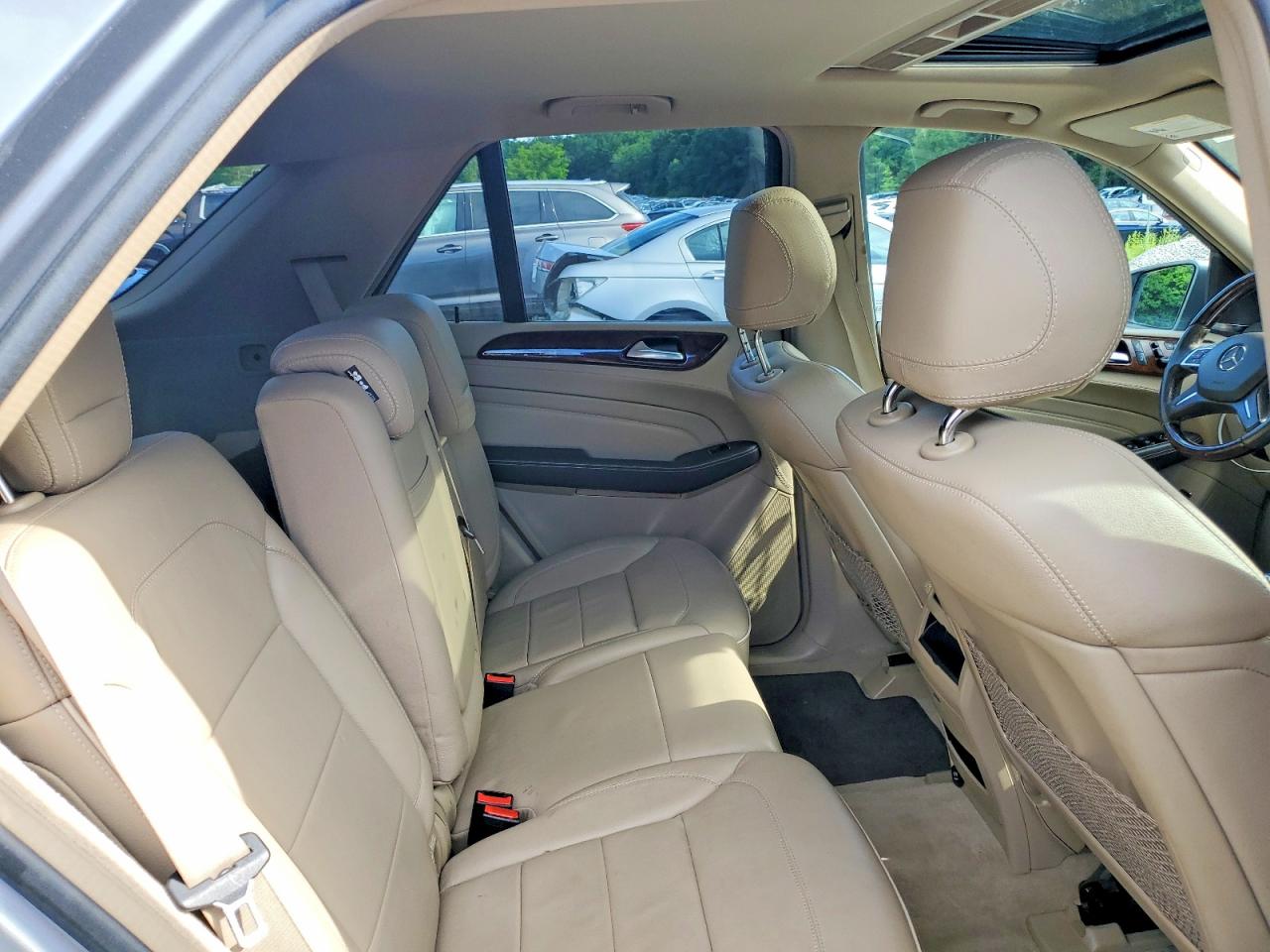 2014 Mercedes-benz Ml 550 4matic Gray vin: 4JGDA7DBXEA299058