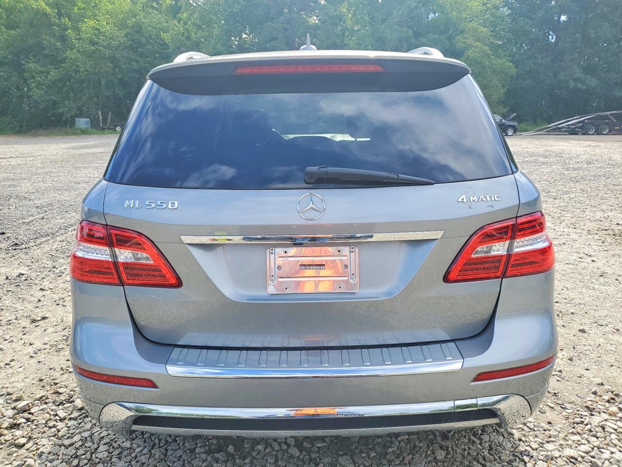 2014 Mercedes-benz Ml 550 4matic Gray vin: 4JGDA7DBXEA299058