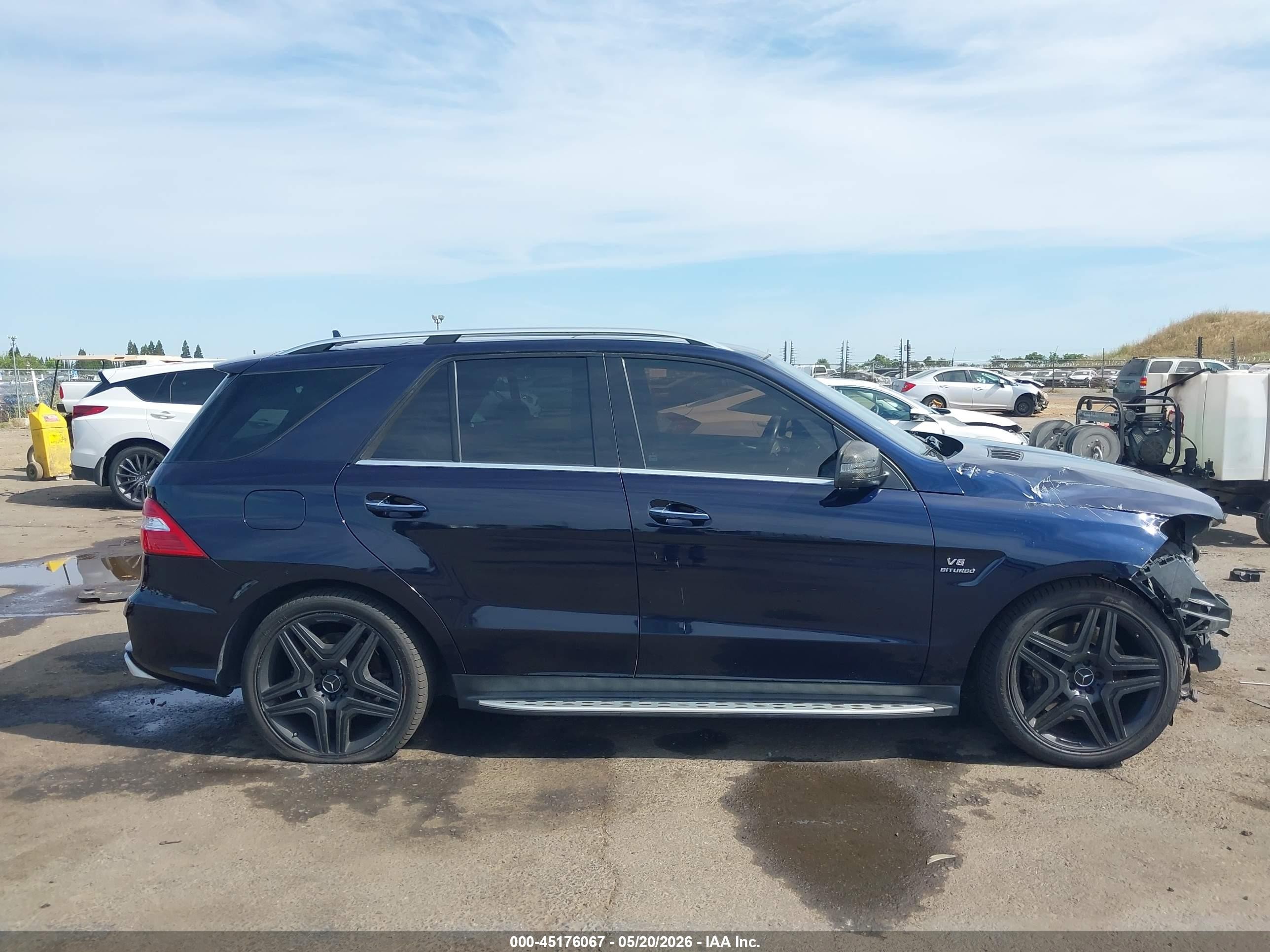 2015 Mercedes-benz Ml 63 Amg 4matic Синий vin: 4JGDA7EB2FA474807