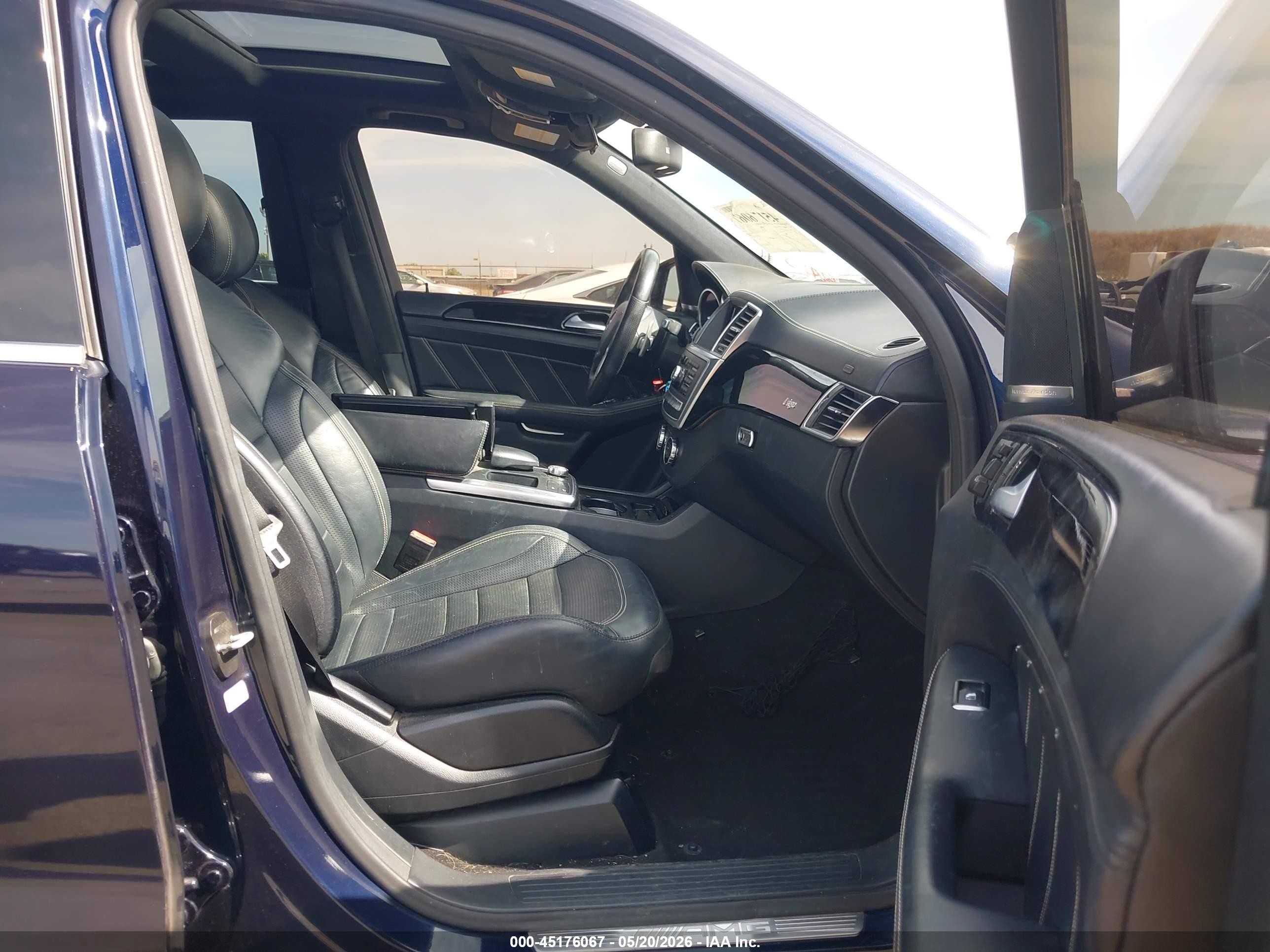 2015 Mercedes-benz Ml 63 Amg 4matic Синий vin: 4JGDA7EB2FA474807