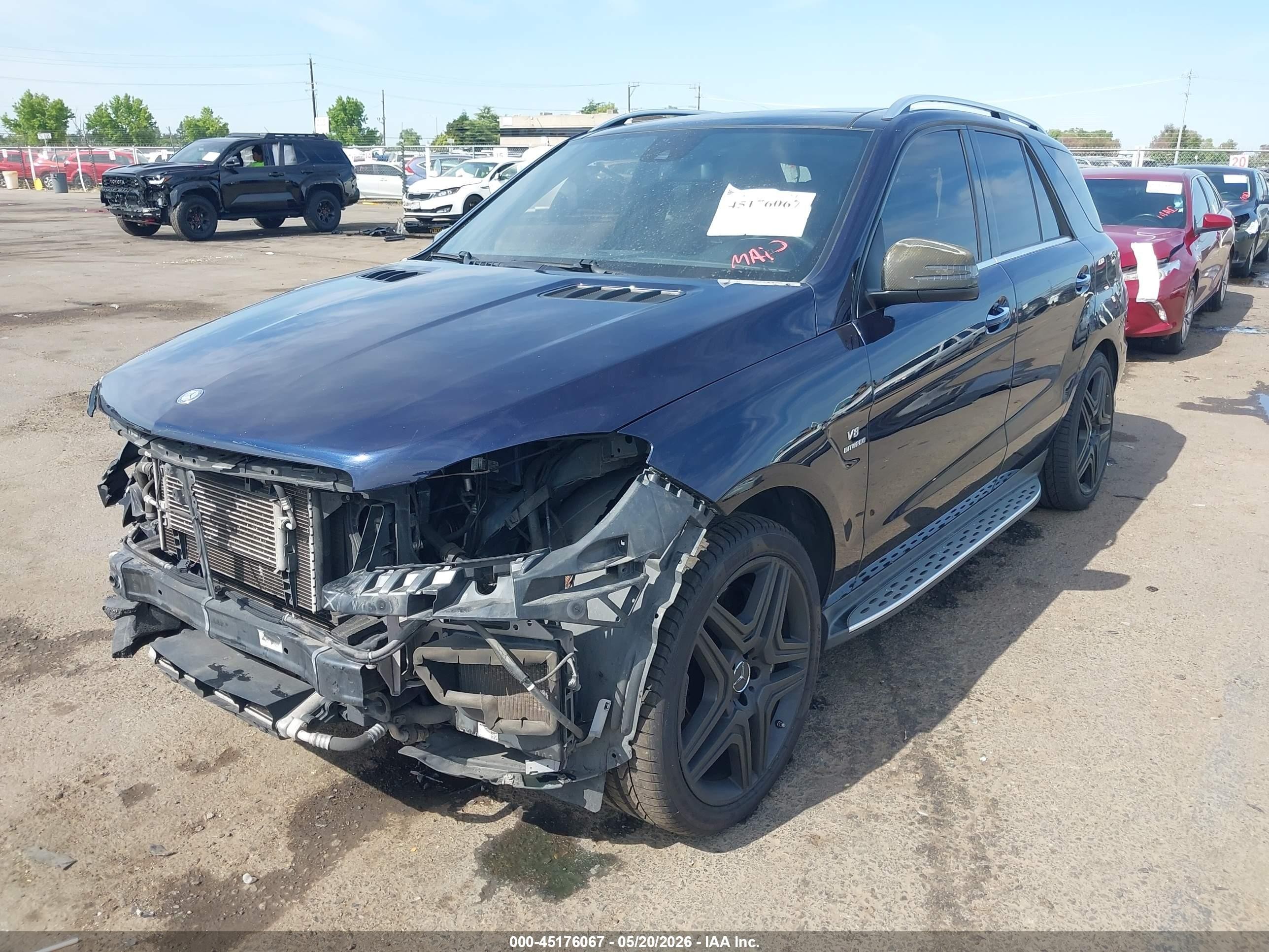 2015 Mercedes-benz Ml 63 Amg 4matic Синий vin: 4JGDA7EB2FA474807