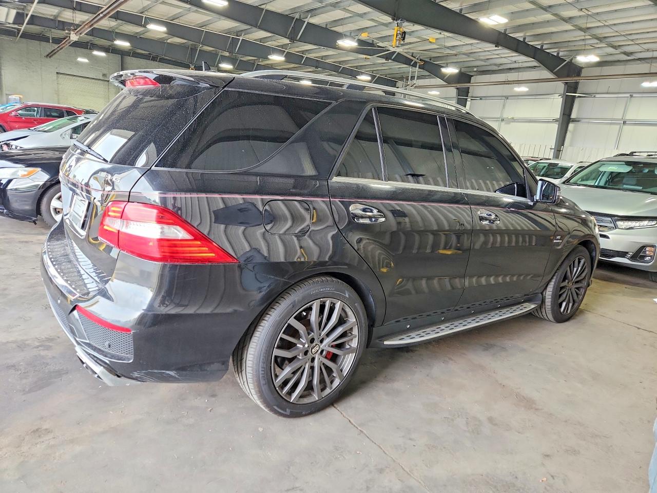 2014 Mercedes-benz Ml 63 Amg Black vin: 4JGDA7EB5EA349900