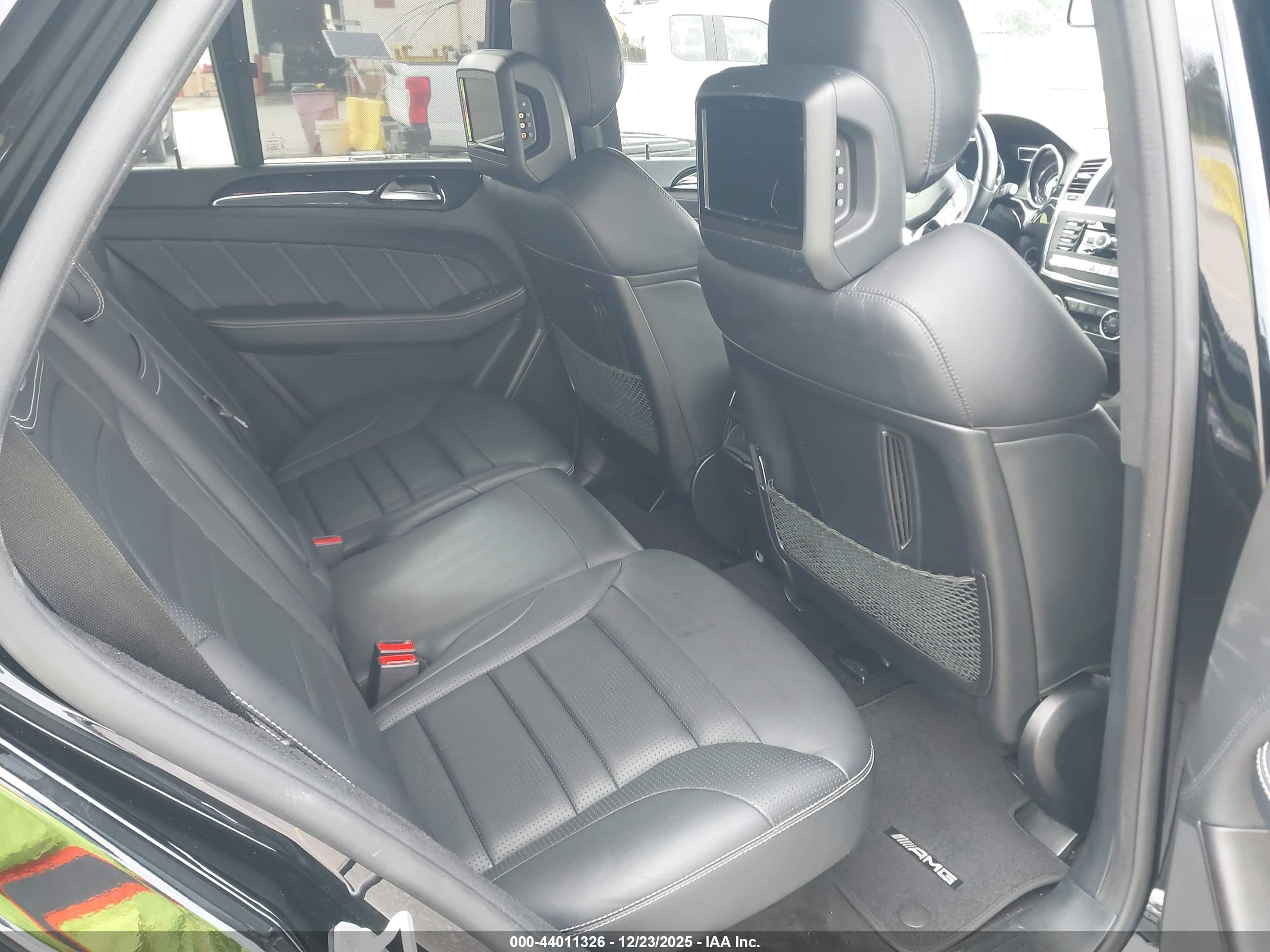 2014 Mercedes-benz Ml 63 Amg 4matic Черный vin: 4JGDA7EB6EA335861