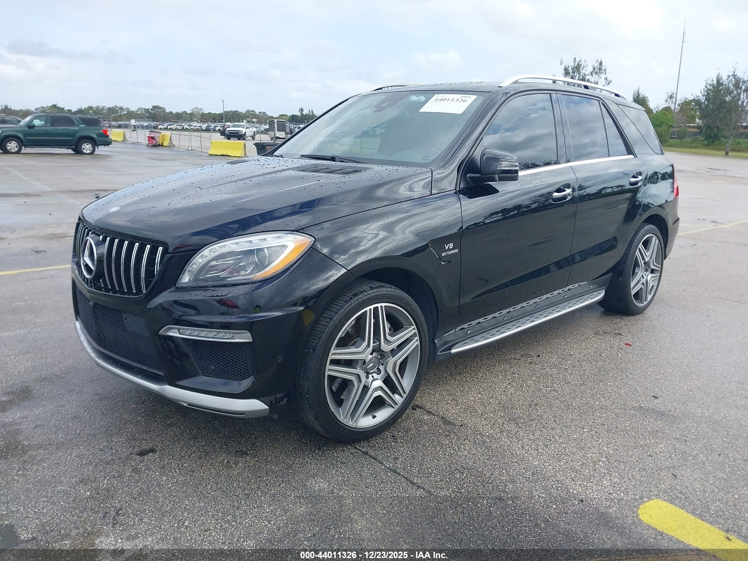 2014 Mercedes-benz Ml 63 Amg 4matic Черный vin: 4JGDA7EB6EA335861