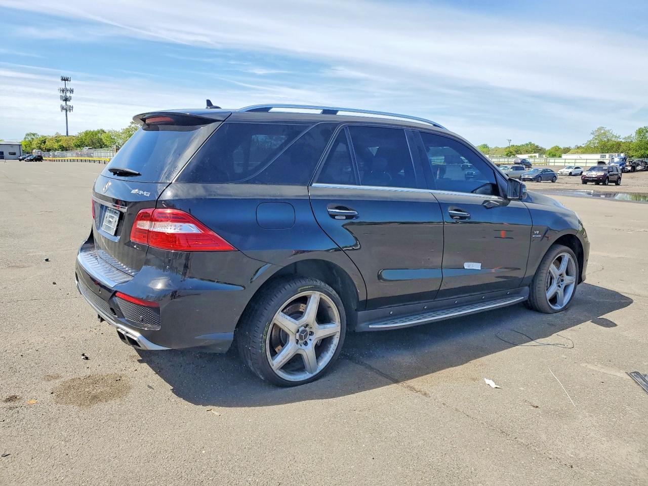2014 Mercedes-benz Ml 63 Amg Black vin: 4JGDA7EB6EA342440