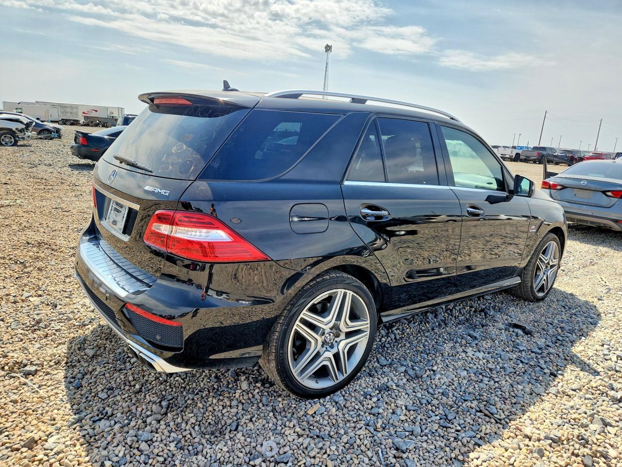 2015 Mercedes-benz Ml 63 Amg Black vin: 4JGDA7EB6FA567555