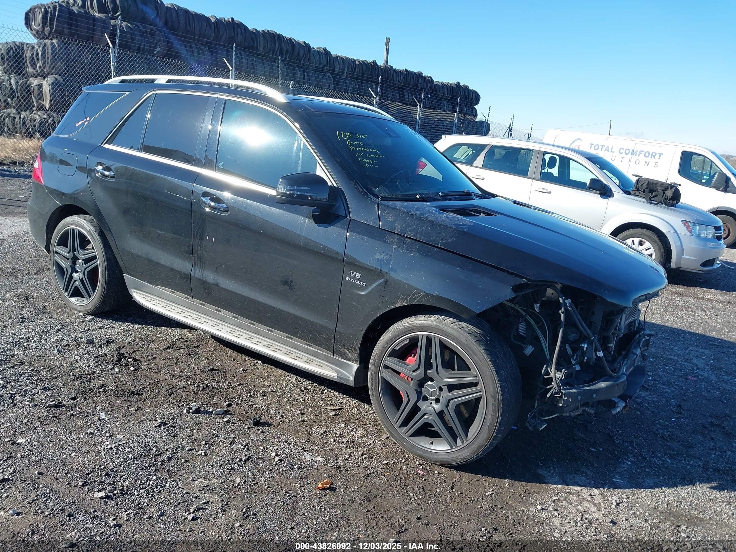 2015 Mercedes-benz Ml 63 Amg 4matic Черный vin: 4JGDA7EB9FA471256