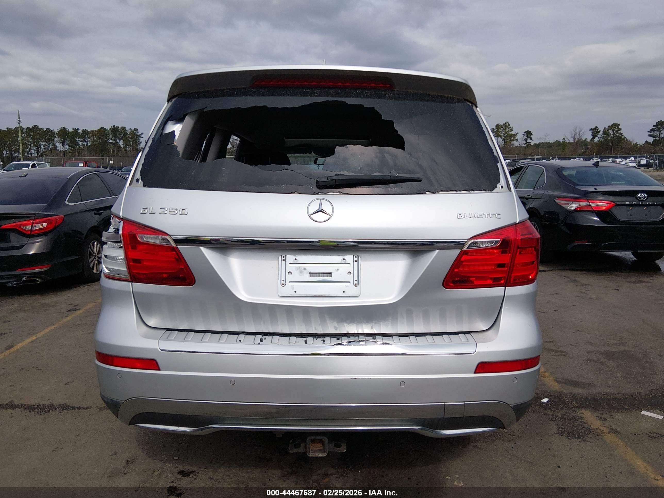 2015 Mercedes-benz Gl 350 Bluetec 4matic Серебряный vin: 4JGDF2EE0FA520410