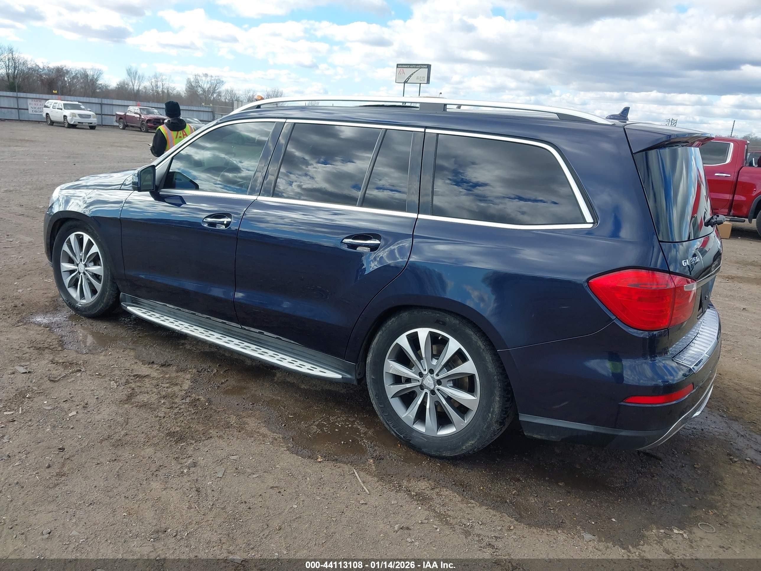 2015 Mercedes-benz Gl 350 Bluetec 4matic Синий vin: 4JGDF2EE0FA575679
