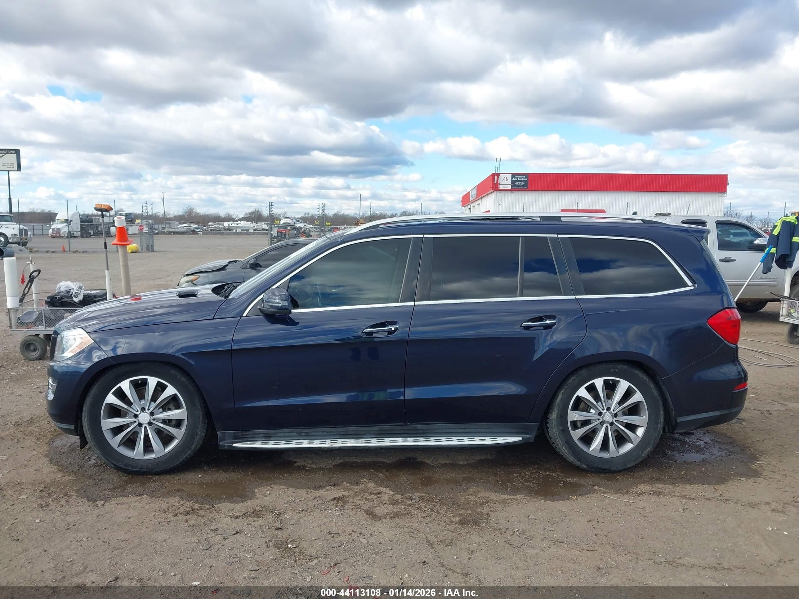 2015 Mercedes-benz Gl 350 Bluetec 4matic Синий vin: 4JGDF2EE0FA575679