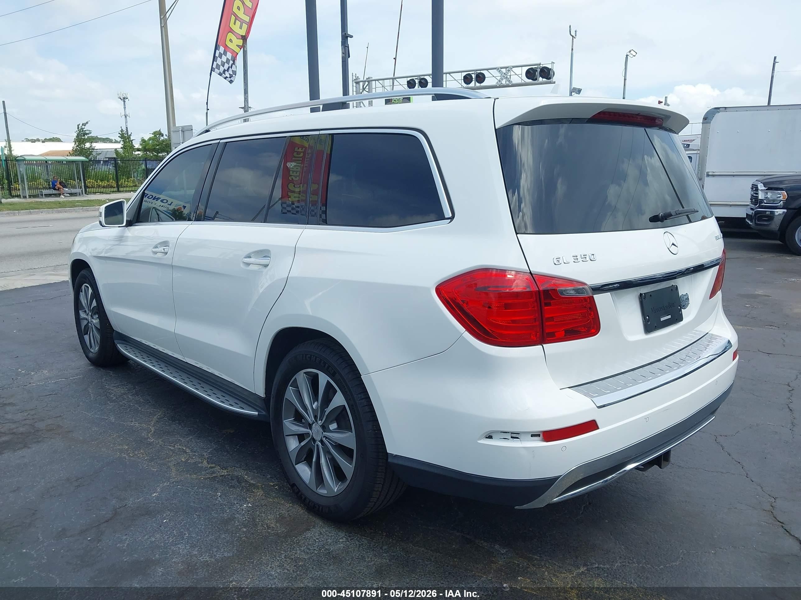 2015 Mercedes-benz Gl 350 Bluetec 4matic Белый vin: 4JGDF2EE0FA595690