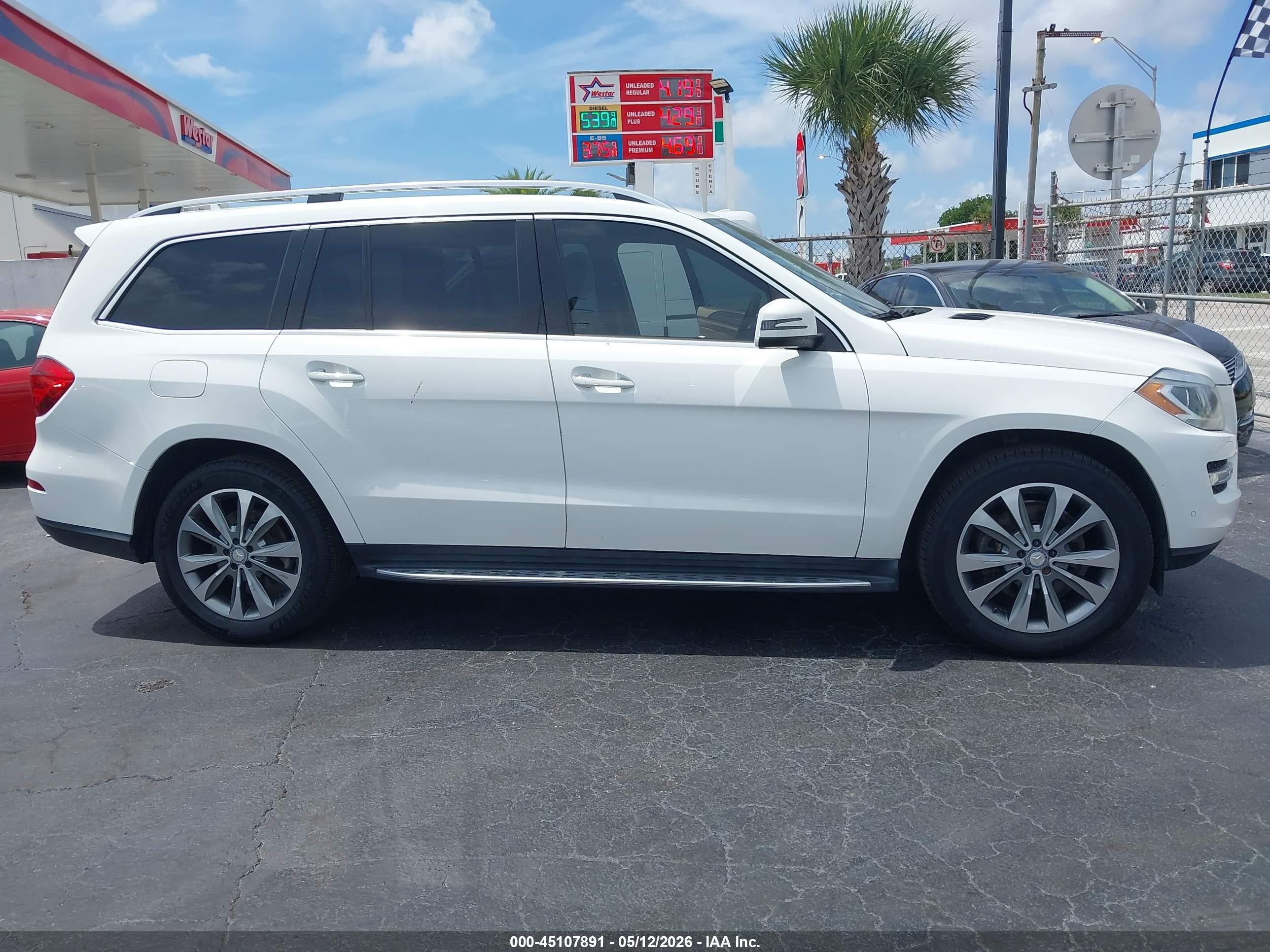 2015 Mercedes-benz Gl 350 Bluetec 4matic Белый vin: 4JGDF2EE0FA595690