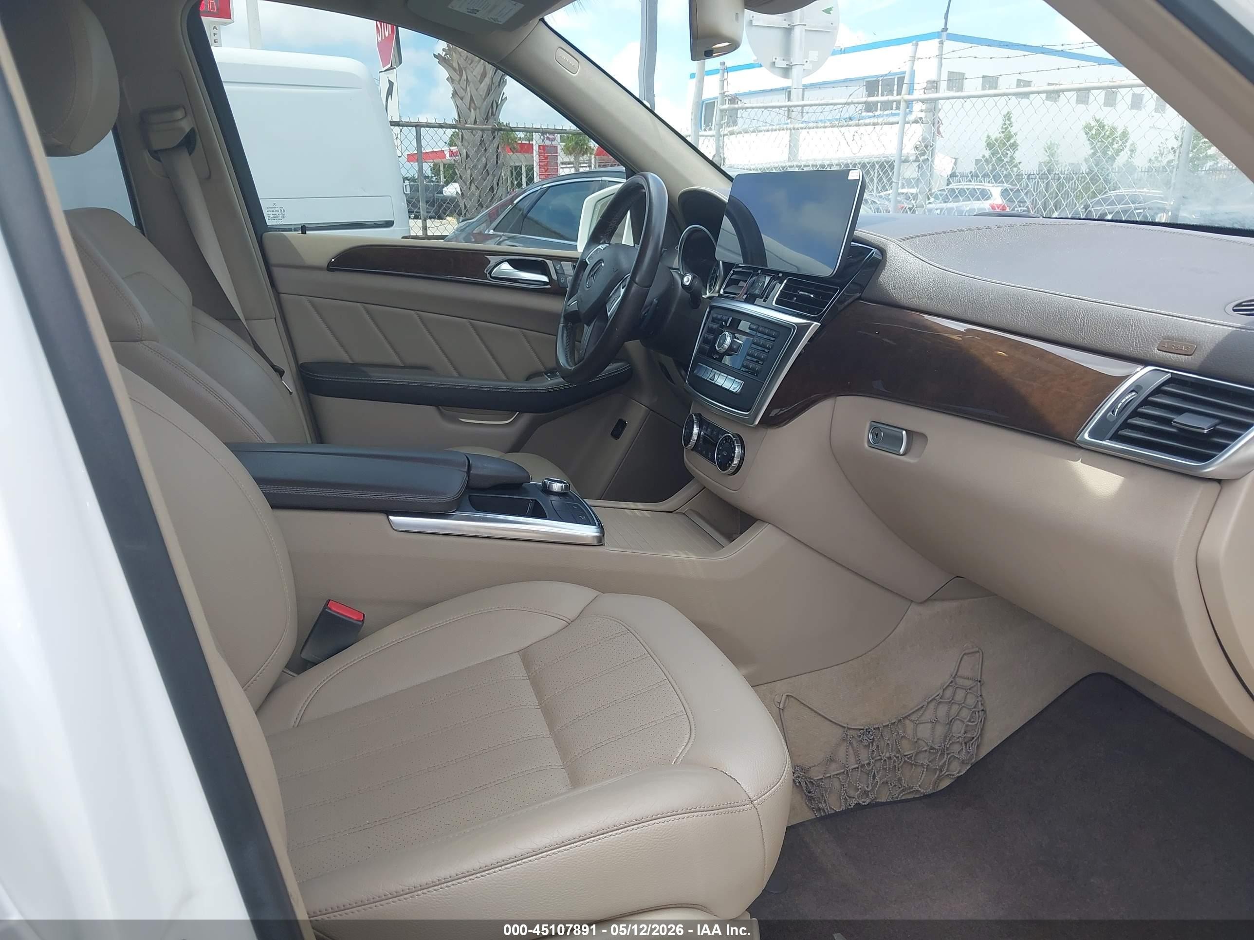 2015 Mercedes-benz Gl 350 Bluetec 4matic Белый vin: 4JGDF2EE0FA595690