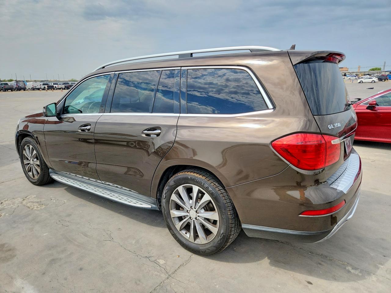 2013 Mercedes-benz Gl 350 Bluetec Brown vin: 4JGDF2EE1DA137198