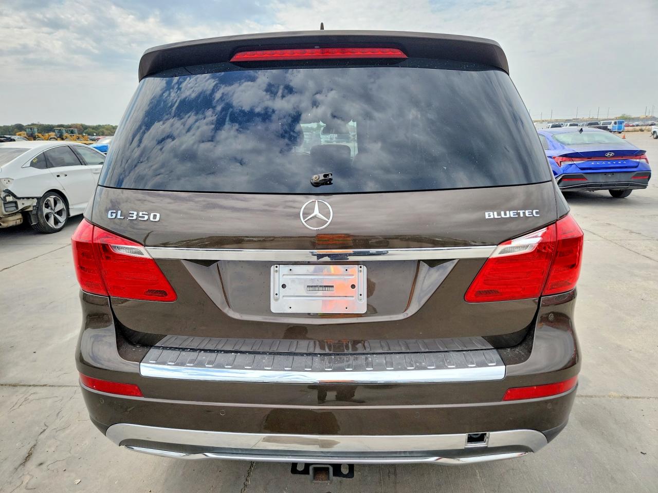 2013 Mercedes-benz Gl 350 Bluetec Brown vin: 4JGDF2EE1DA137198
