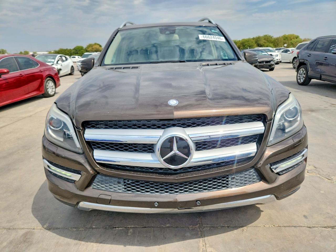 2013 Mercedes-benz Gl 350 Bluetec Brown vin: 4JGDF2EE1DA137198