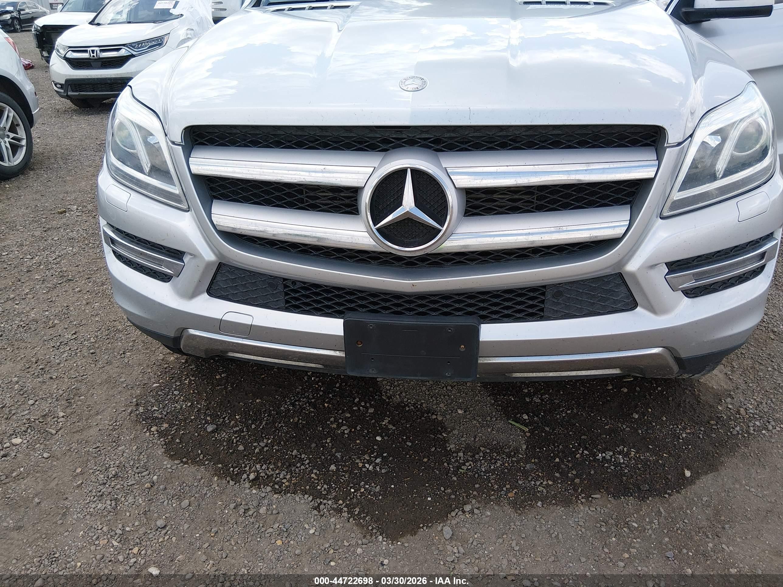 2015 Mercedes-benz Gl 350 Bluetec 4matic Серебряный vin: 4JGDF2EE2FA483344