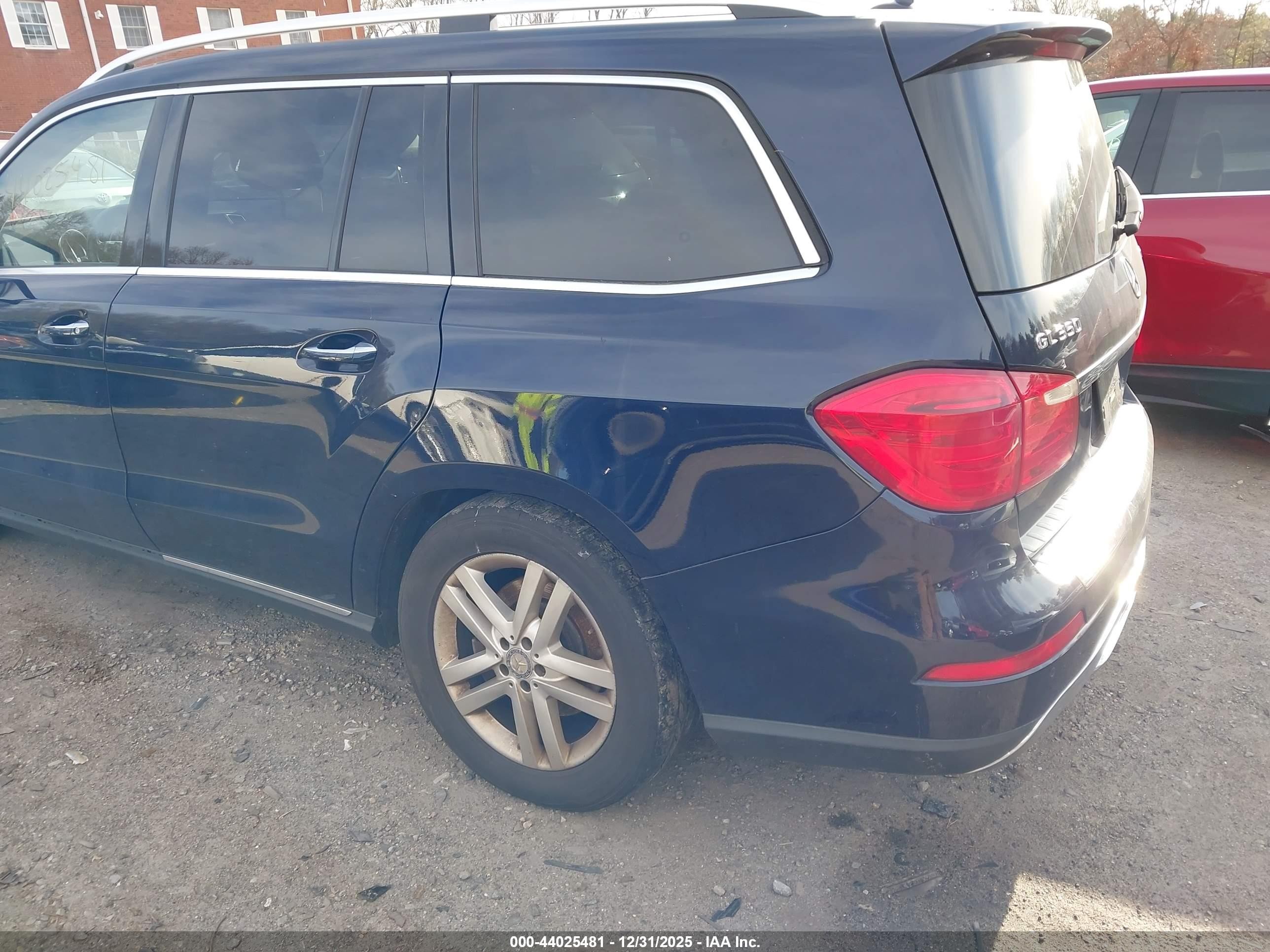 2015 Mercedes-benz Gl 350 Bluetec 4matic Синий vin: 4JGDF2EE2FA608956