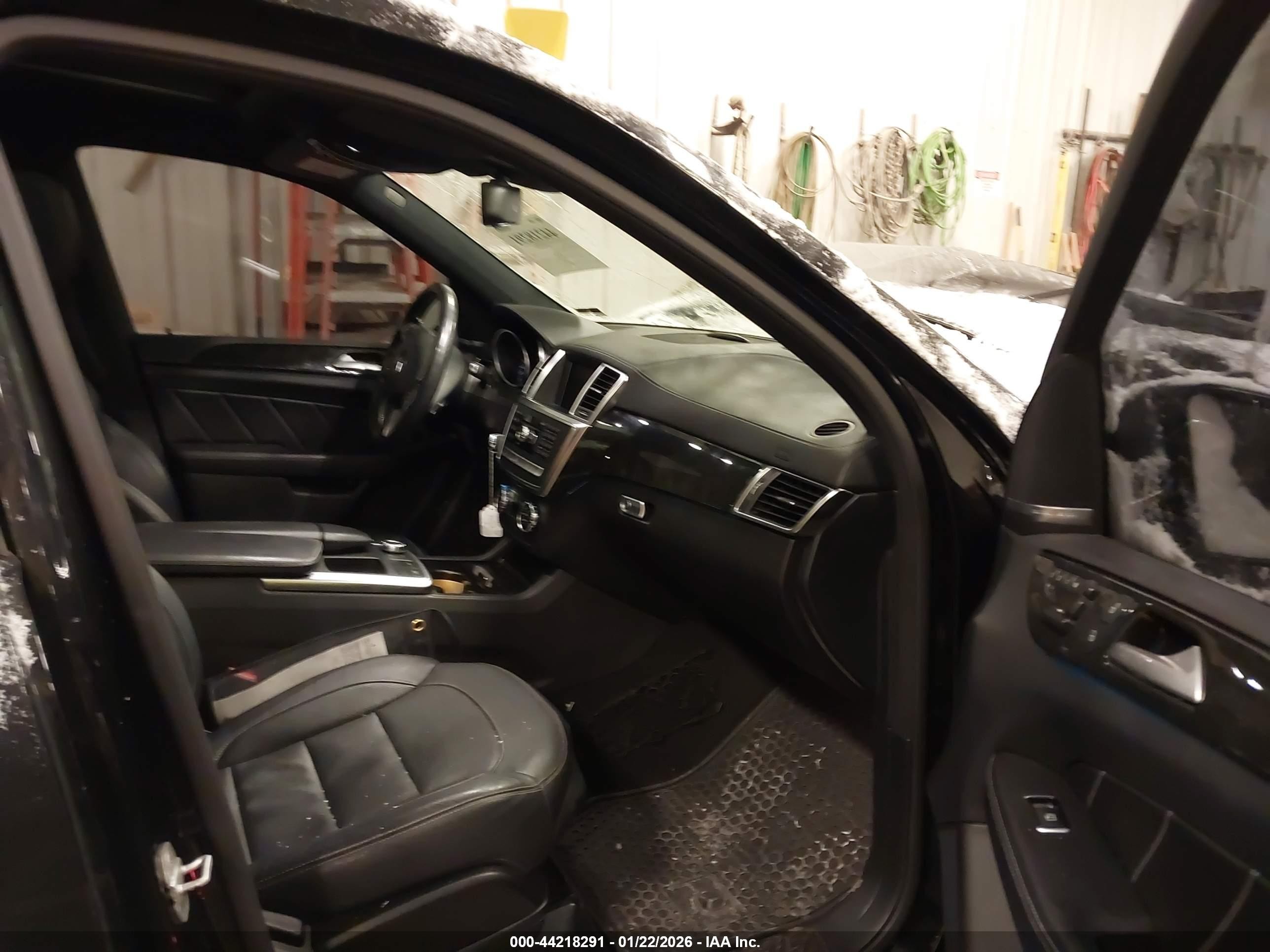 2015 Mercedes-benz Gl 350 Bluetec 4matic Черный vin: 4JGDF2EE3FA552848