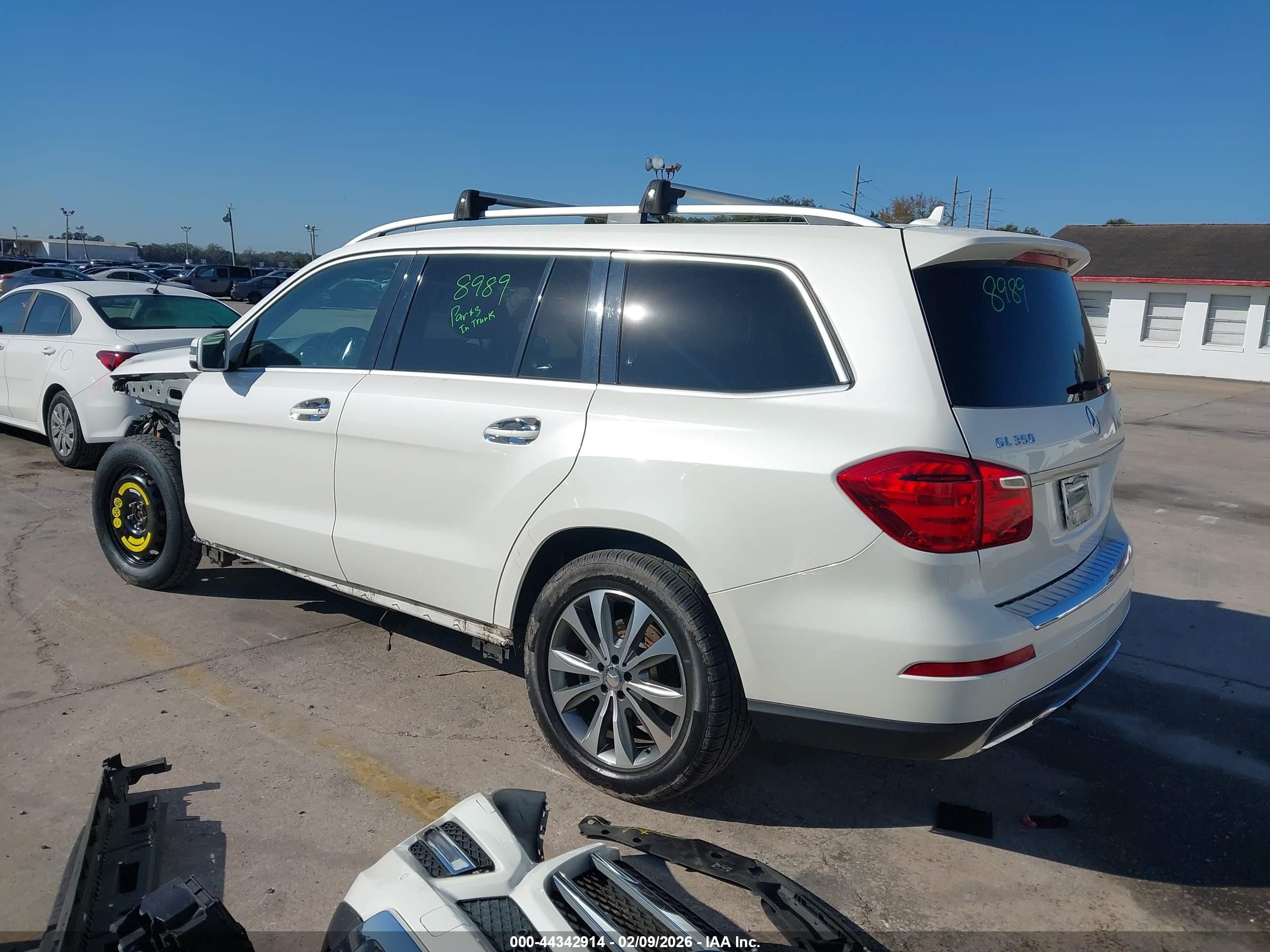 2015 Mercedes-benz Gl 350 Bluetec 4matic Белый vin: 4JGDF2EE5FA529328