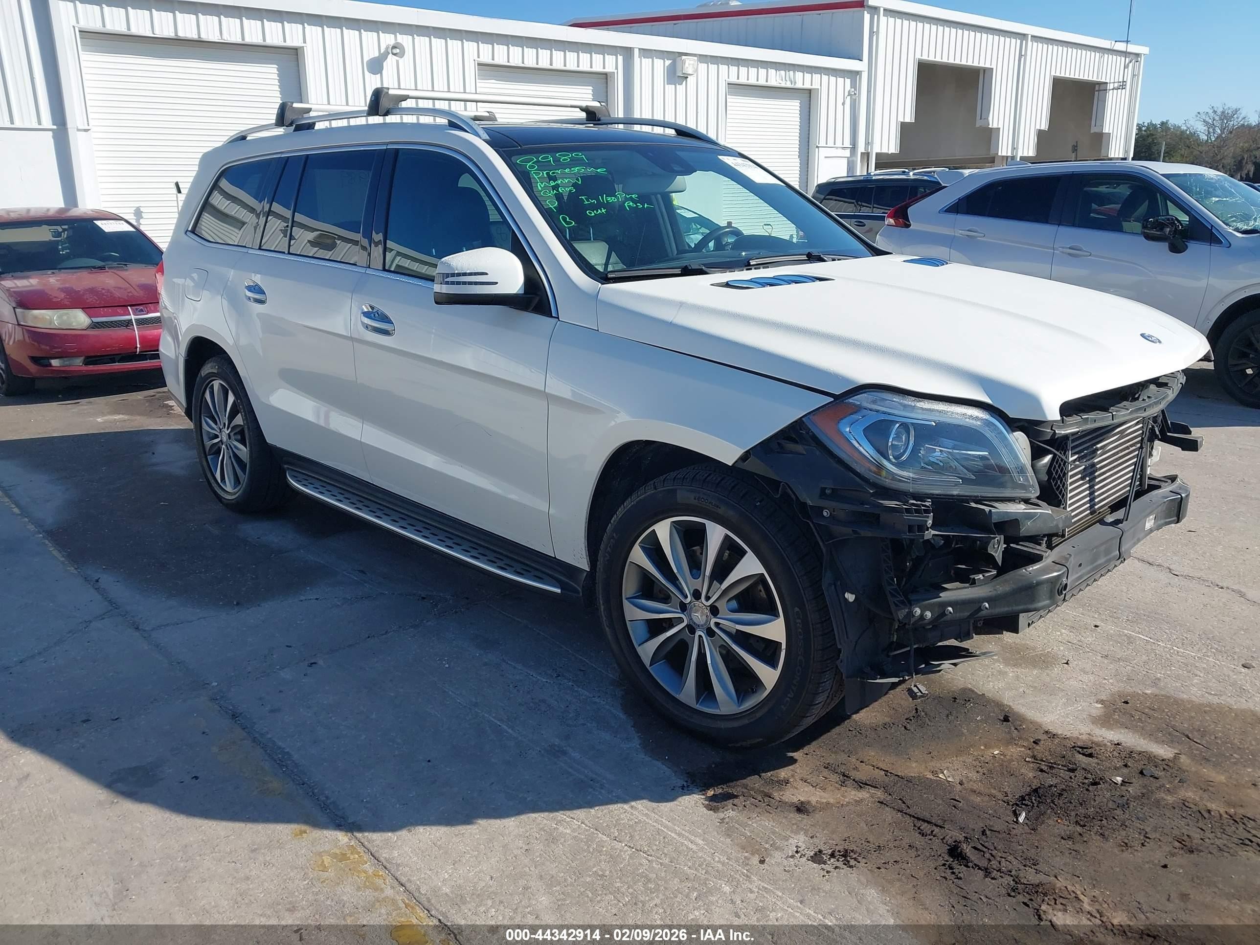 2015 Mercedes-benz Gl 350 Bluetec 4matic Белый vin: 4JGDF2EE5FA529328