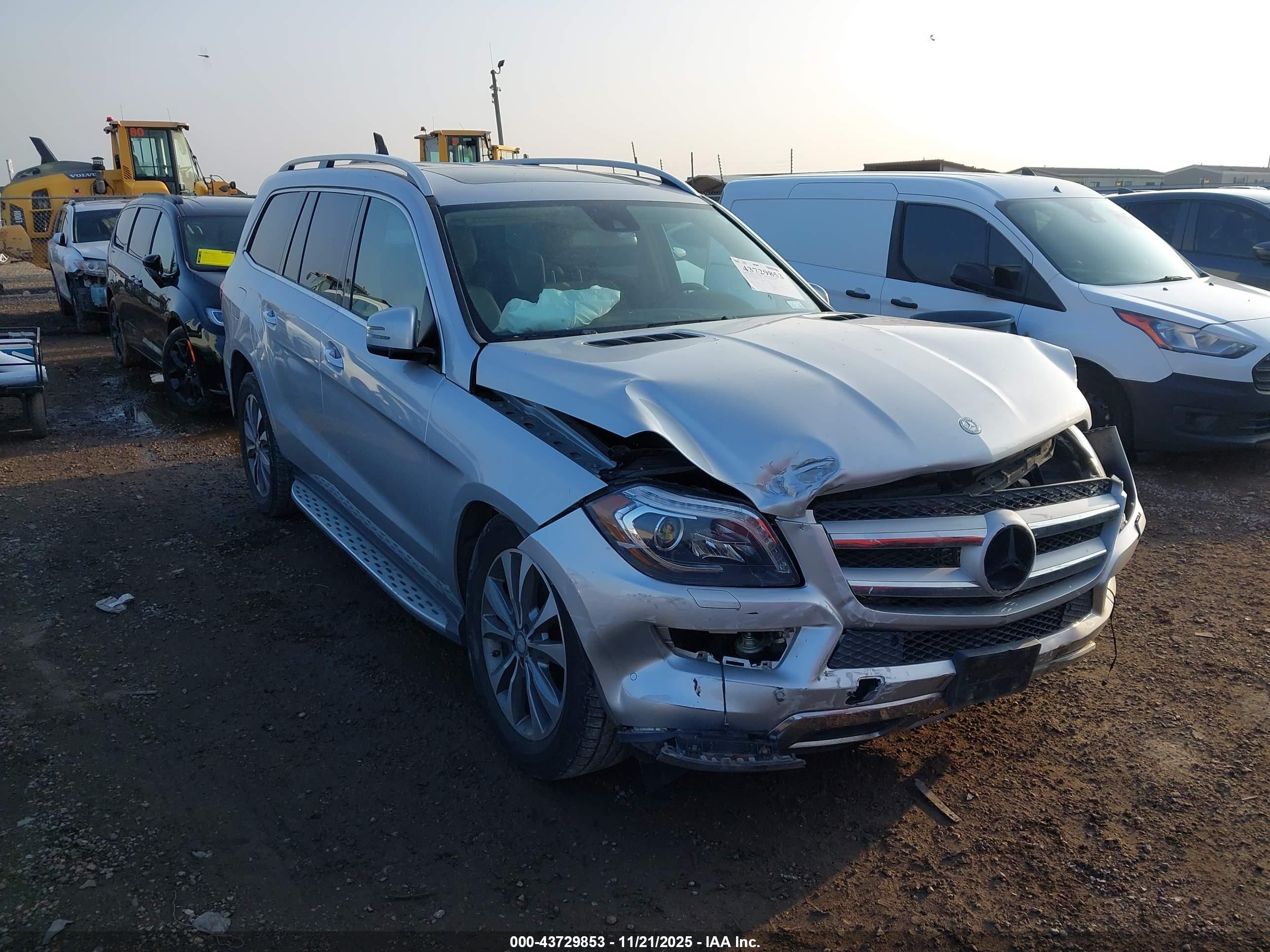 2015 Mercedes-benz Gl 350 Bluetec 4matic Серебряный vin: 4JGDF2EE5FA608868