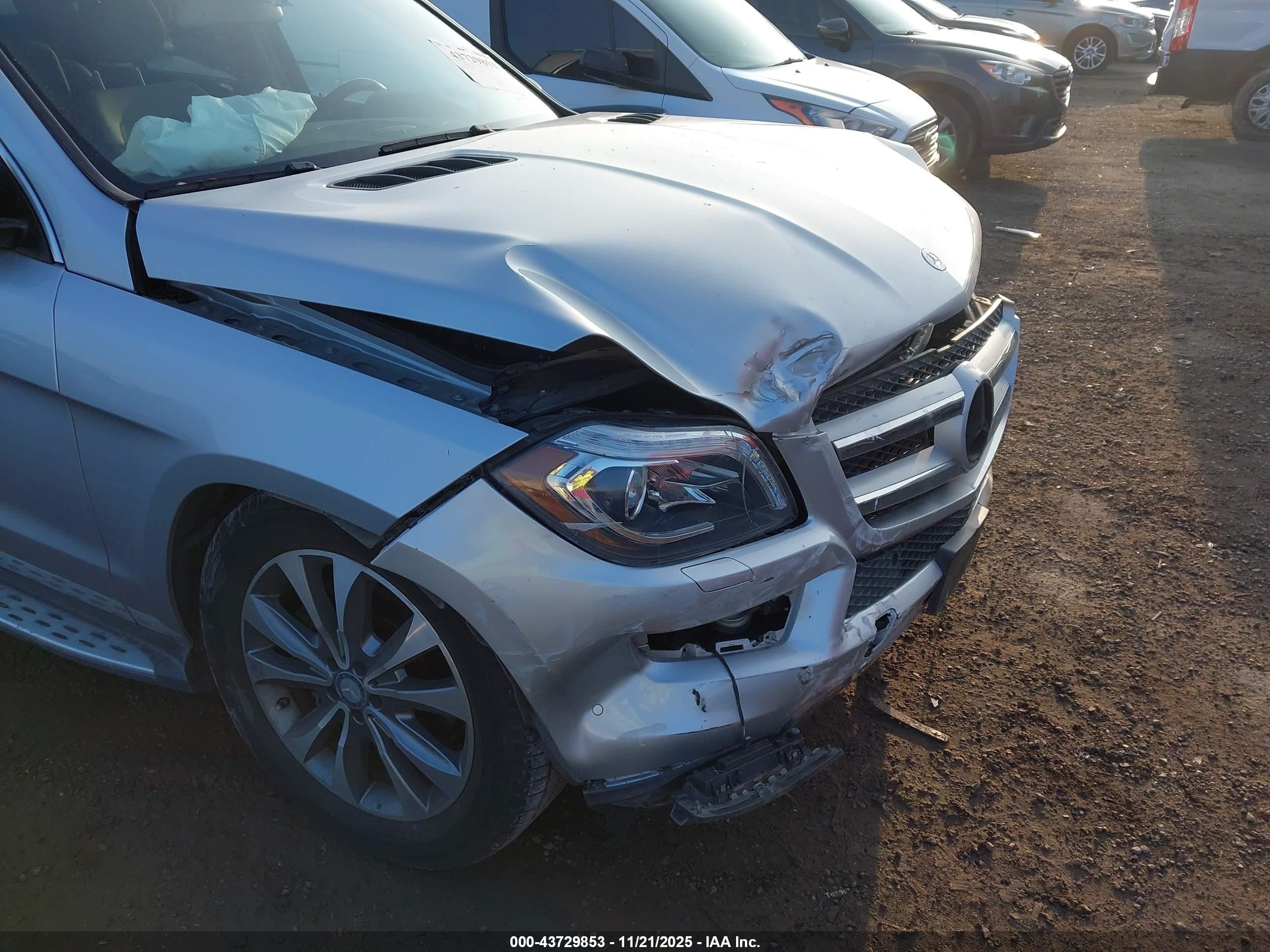 2015 Mercedes-benz Gl 350 Bluetec 4matic Серебряный vin: 4JGDF2EE5FA608868