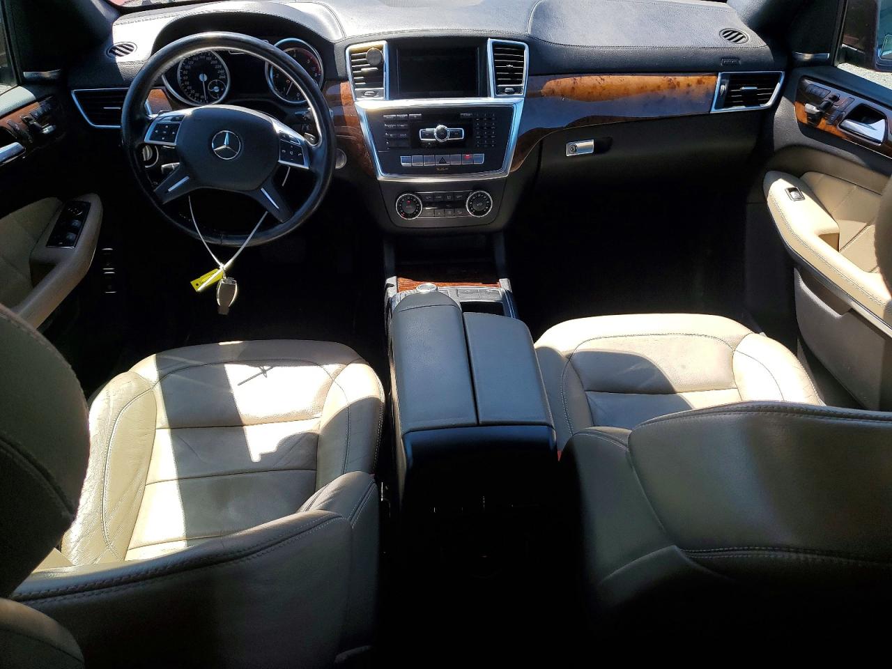 2014 Mercedes-benz Gl 350 Bluetec Maroon vin: 4JGDF2EE6EA388803