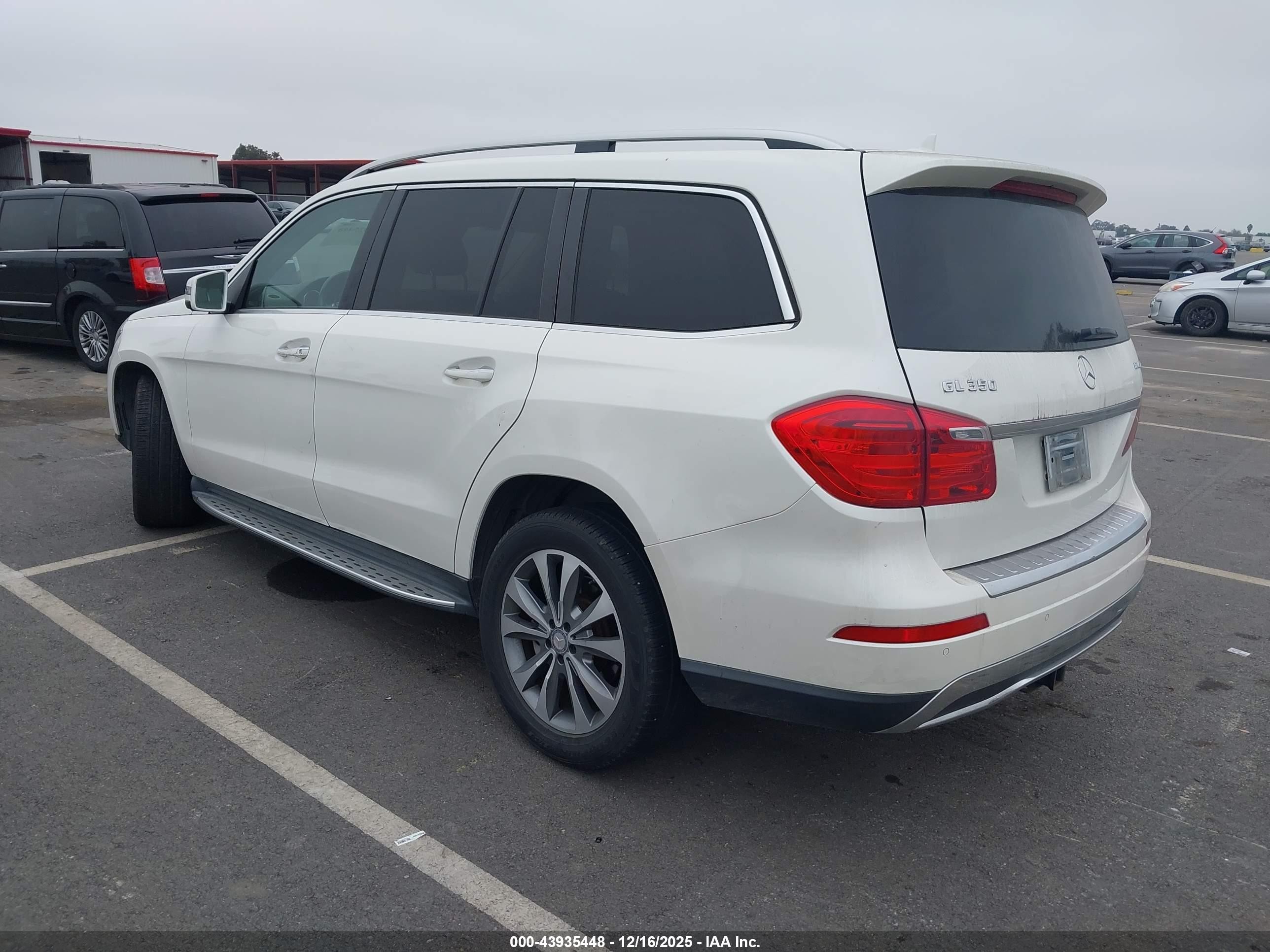2014 Mercedes-benz Gl 350 Bluetec 4matic White vin: 4JGDF2EE7EA433568