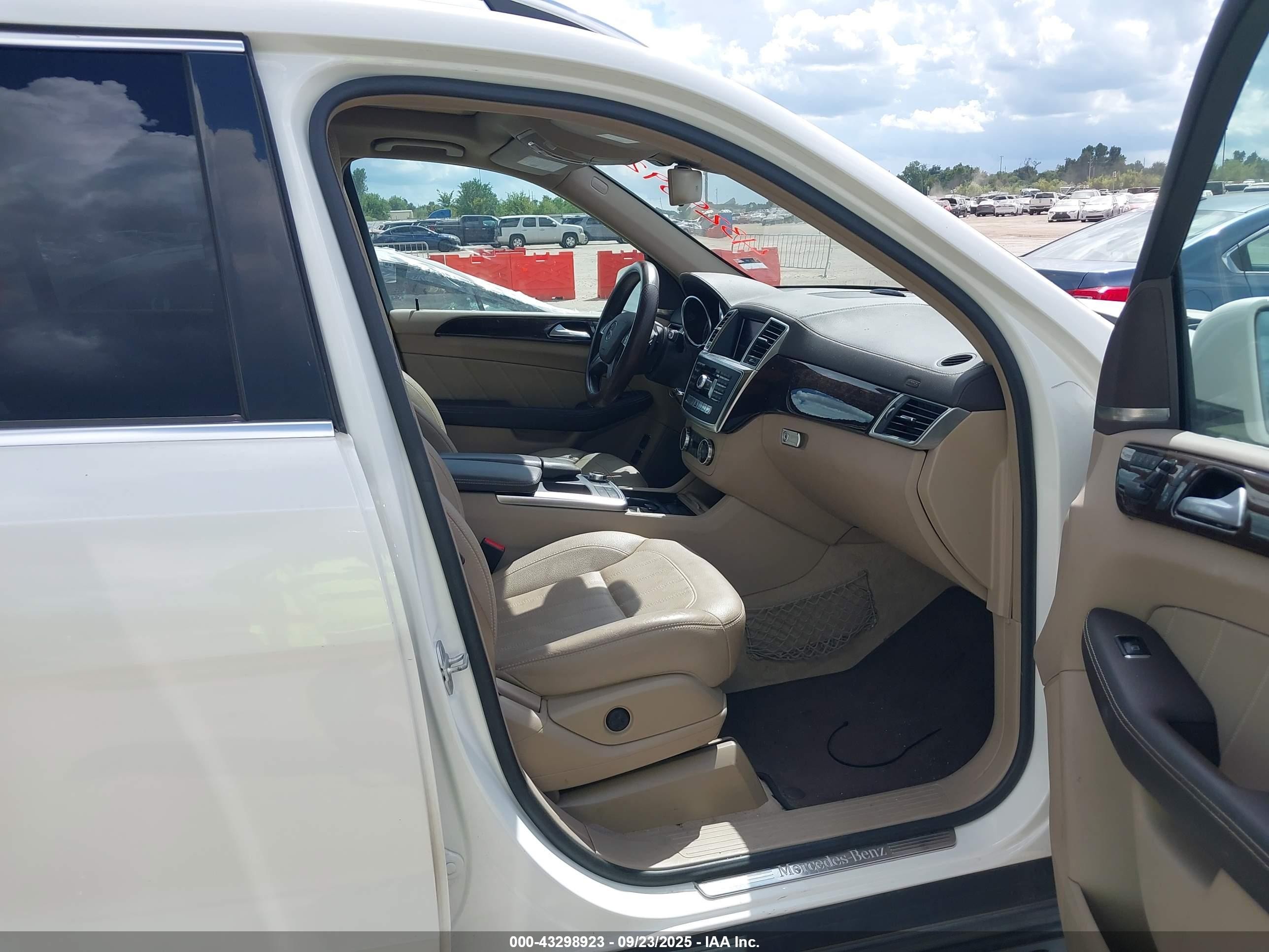2015 Mercedes-benz Gl 350 Bluetec 4matic White vin: 4JGDF2EE7FA461999