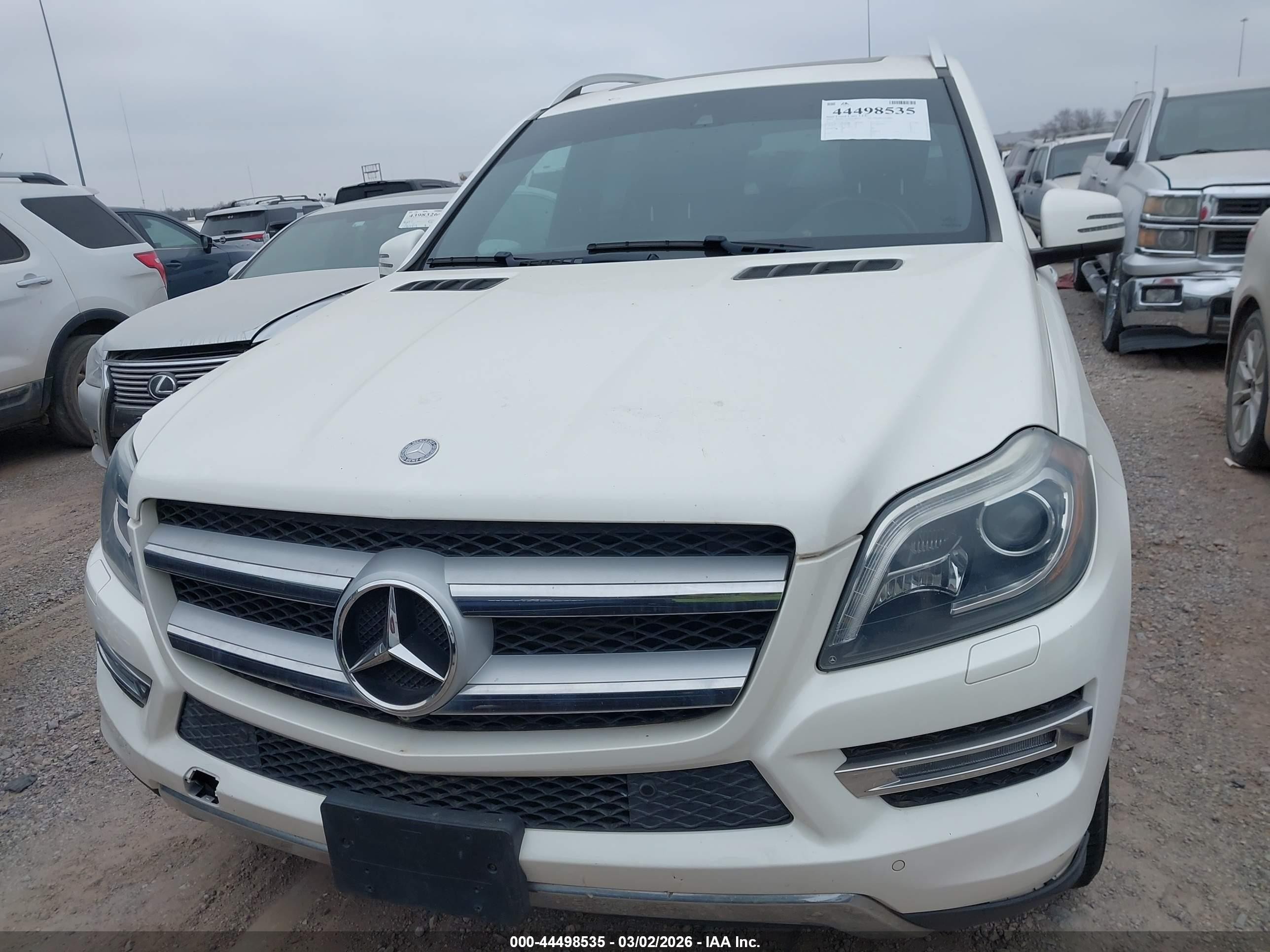 2015 Mercedes-benz Gl 350 Bluetec 4matic Белый vin: 4JGDF2EE7FA475322