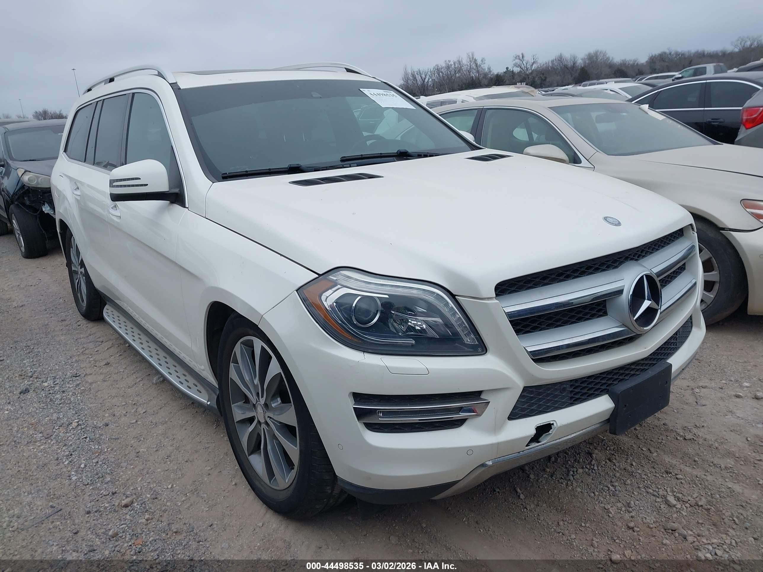 2015 Mercedes-benz Gl 350 Bluetec 4matic Белый vin: 4JGDF2EE7FA475322