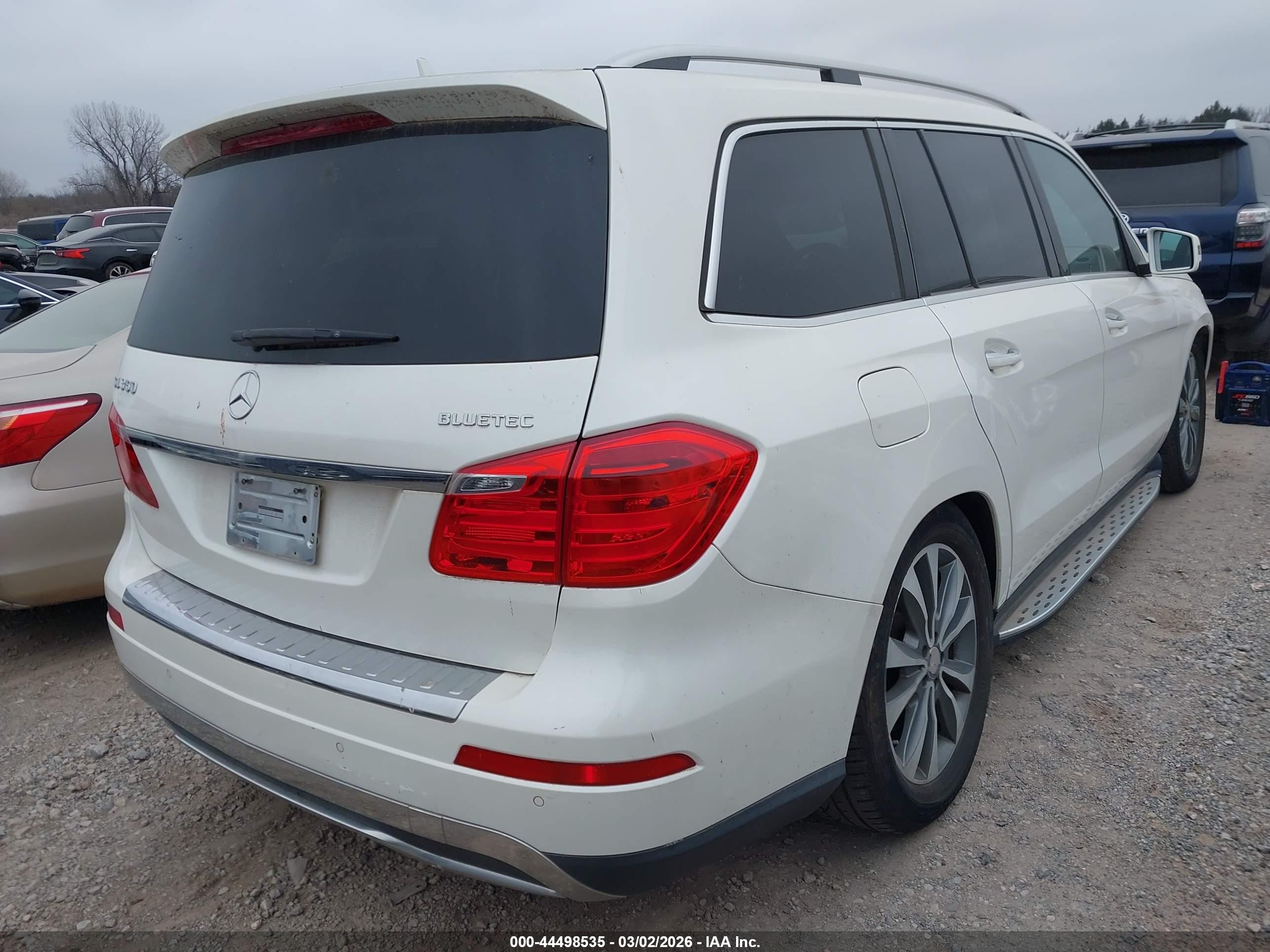 2015 Mercedes-benz Gl 350 Bluetec 4matic Белый vin: 4JGDF2EE7FA475322