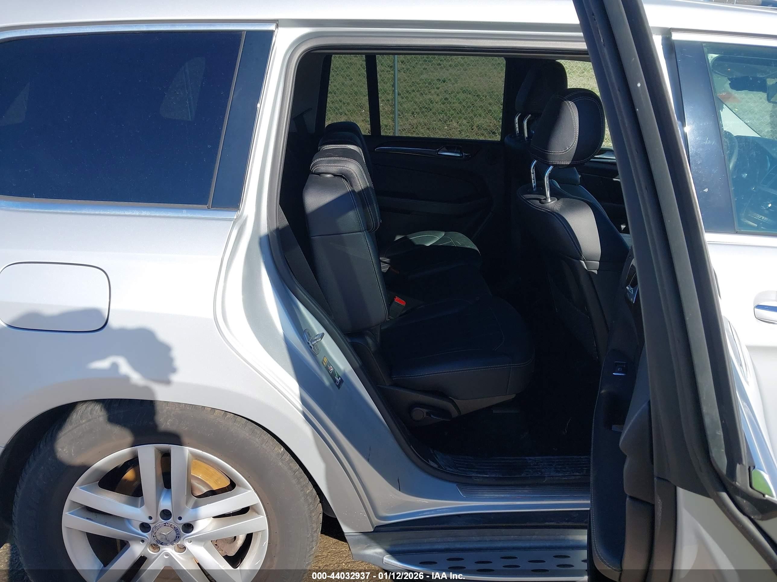 2015 Mercedes-benz Gl 350 Bluetec 4matic Silver vin: 4JGDF2EE8FA541425