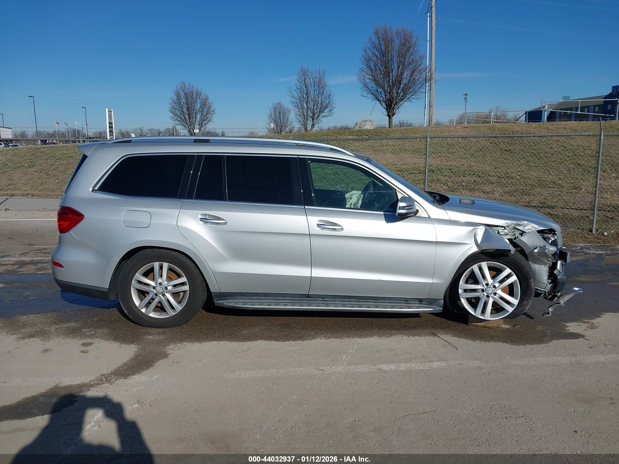 2015 Mercedes-benz Gl 350 Bluetec 4matic Silver vin: 4JGDF2EE8FA541425