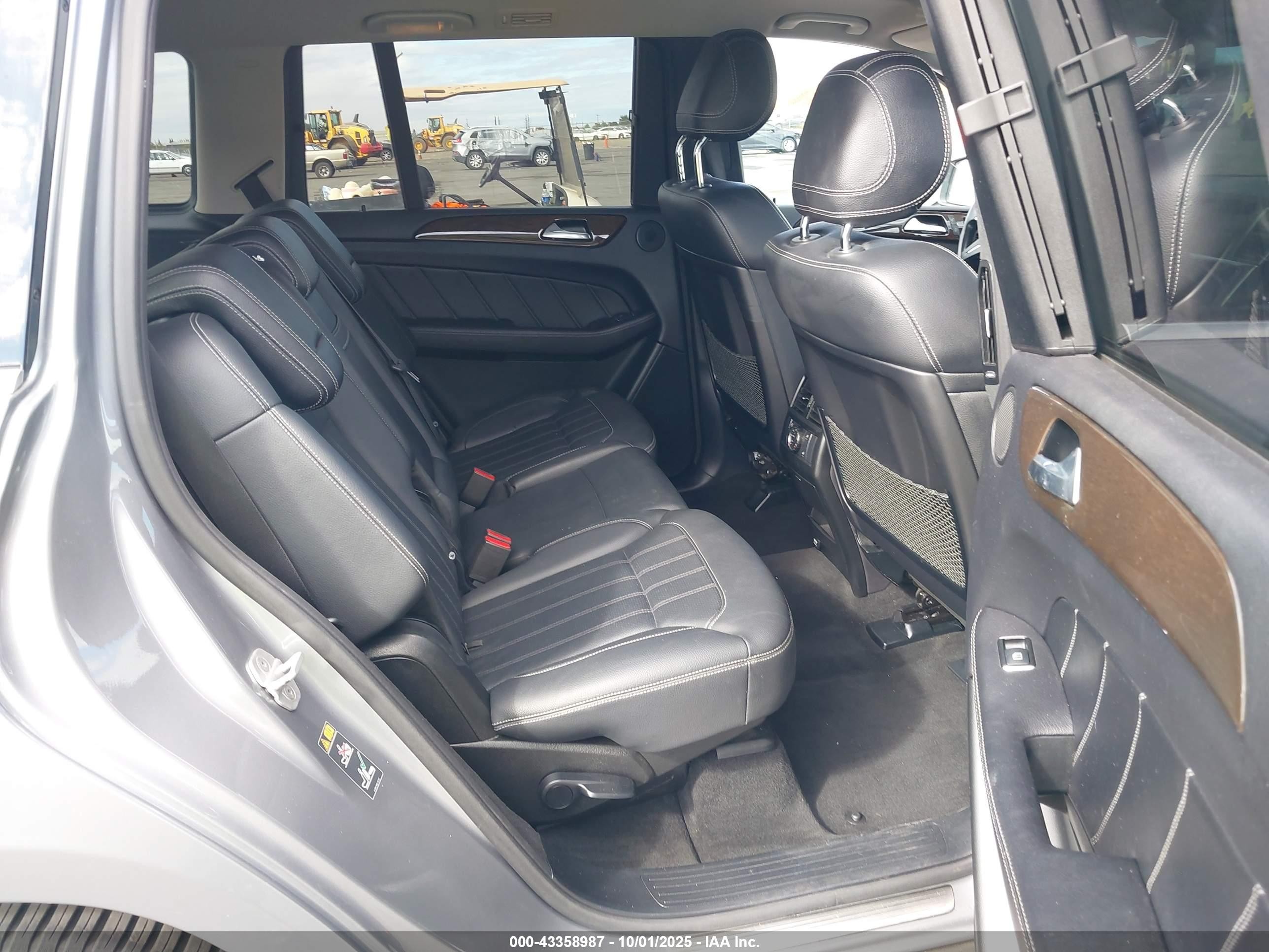 2015 Mercedes-benz Gl 350 Bluetec 4matic Серый vin: 4JGDF2EE8FA578670