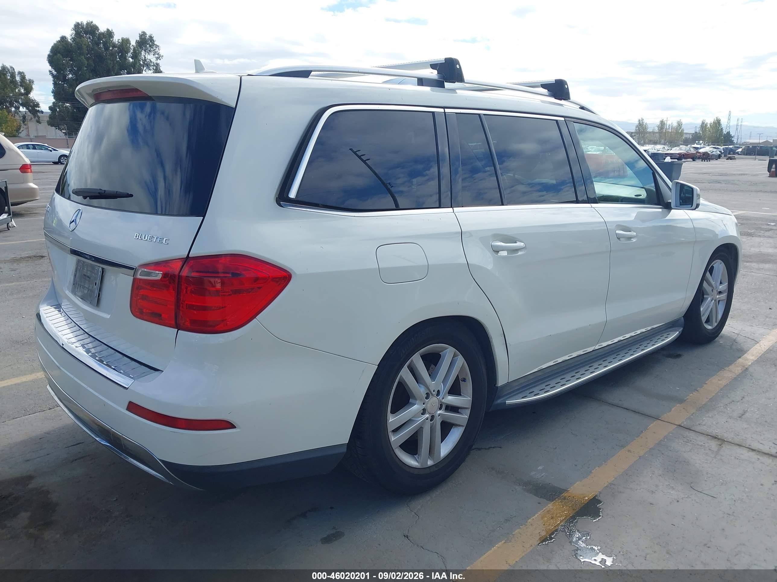 2013 Mercedes-benz Gl 350 Bluetec 4matic Белый vin: 4JGDF2EE9DA141483