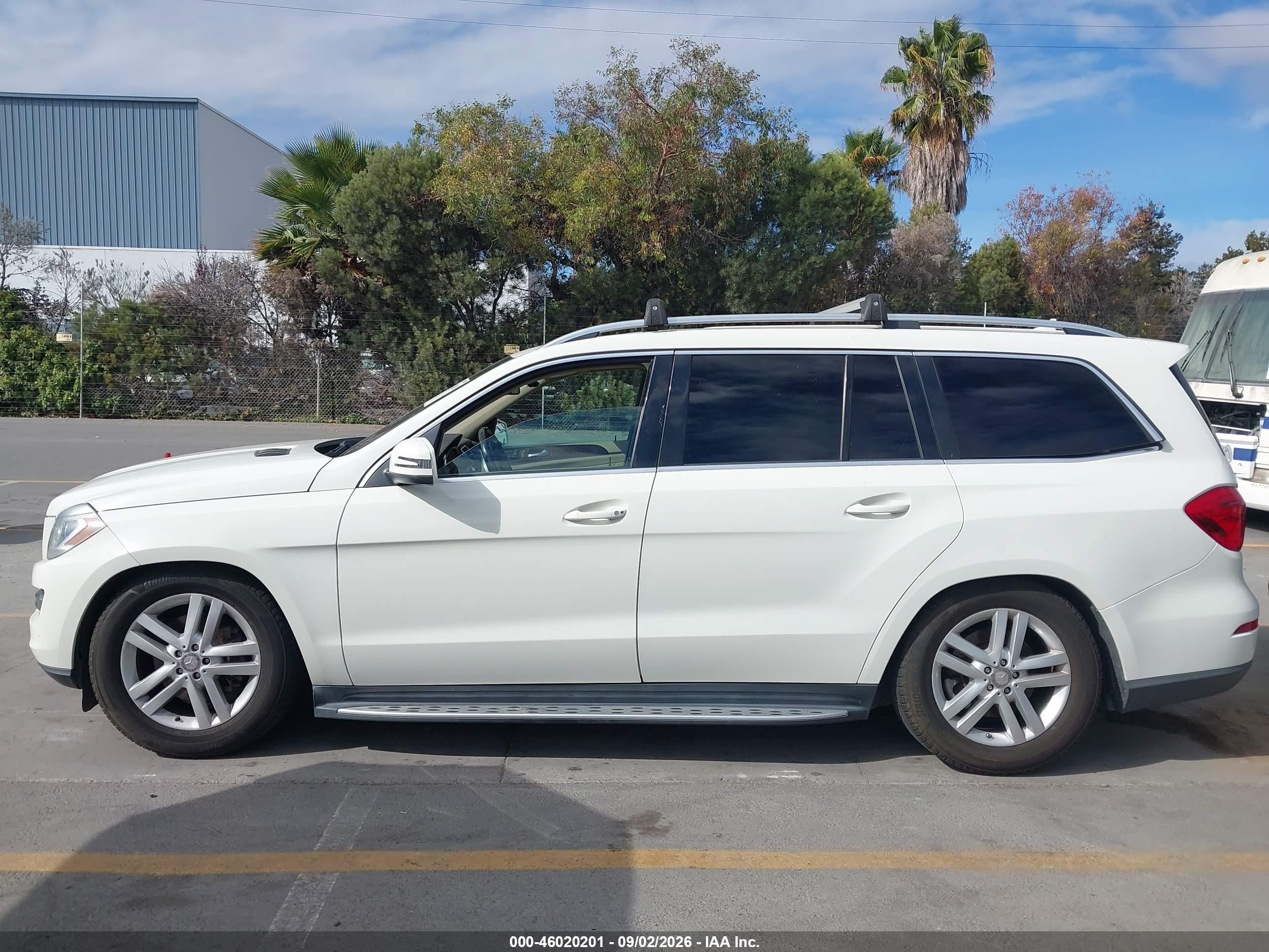 2013 Mercedes-benz Gl 350 Bluetec 4matic Белый vin: 4JGDF2EE9DA141483