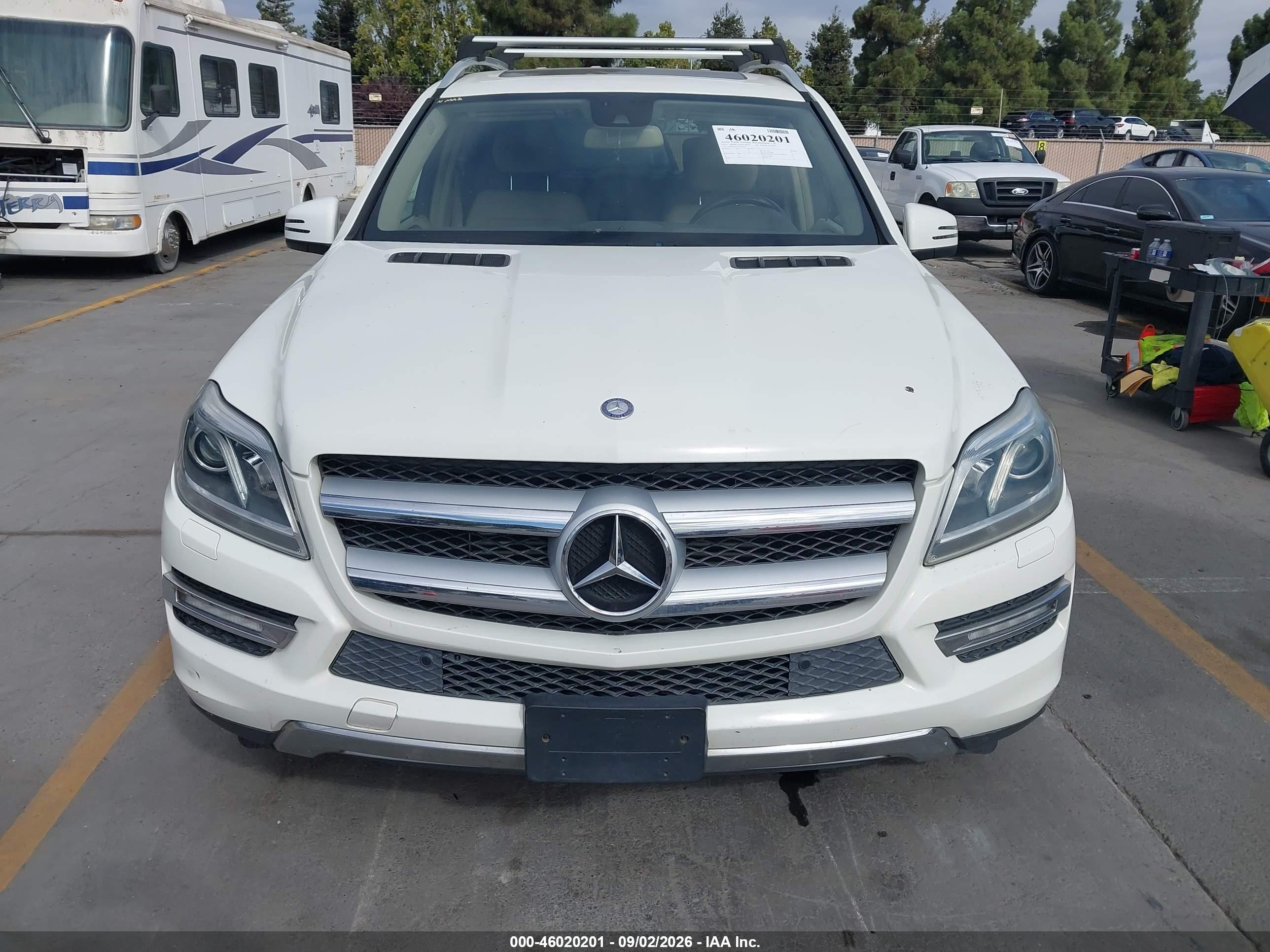 2013 Mercedes-benz Gl 350 Bluetec 4matic Белый vin: 4JGDF2EE9DA141483