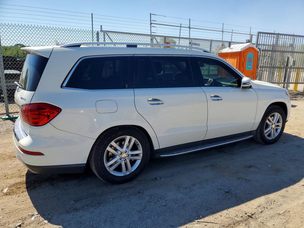 2013 Mercedes-benz Gl 350 Bluetec White vin: 4JGDF2EE9DA190750