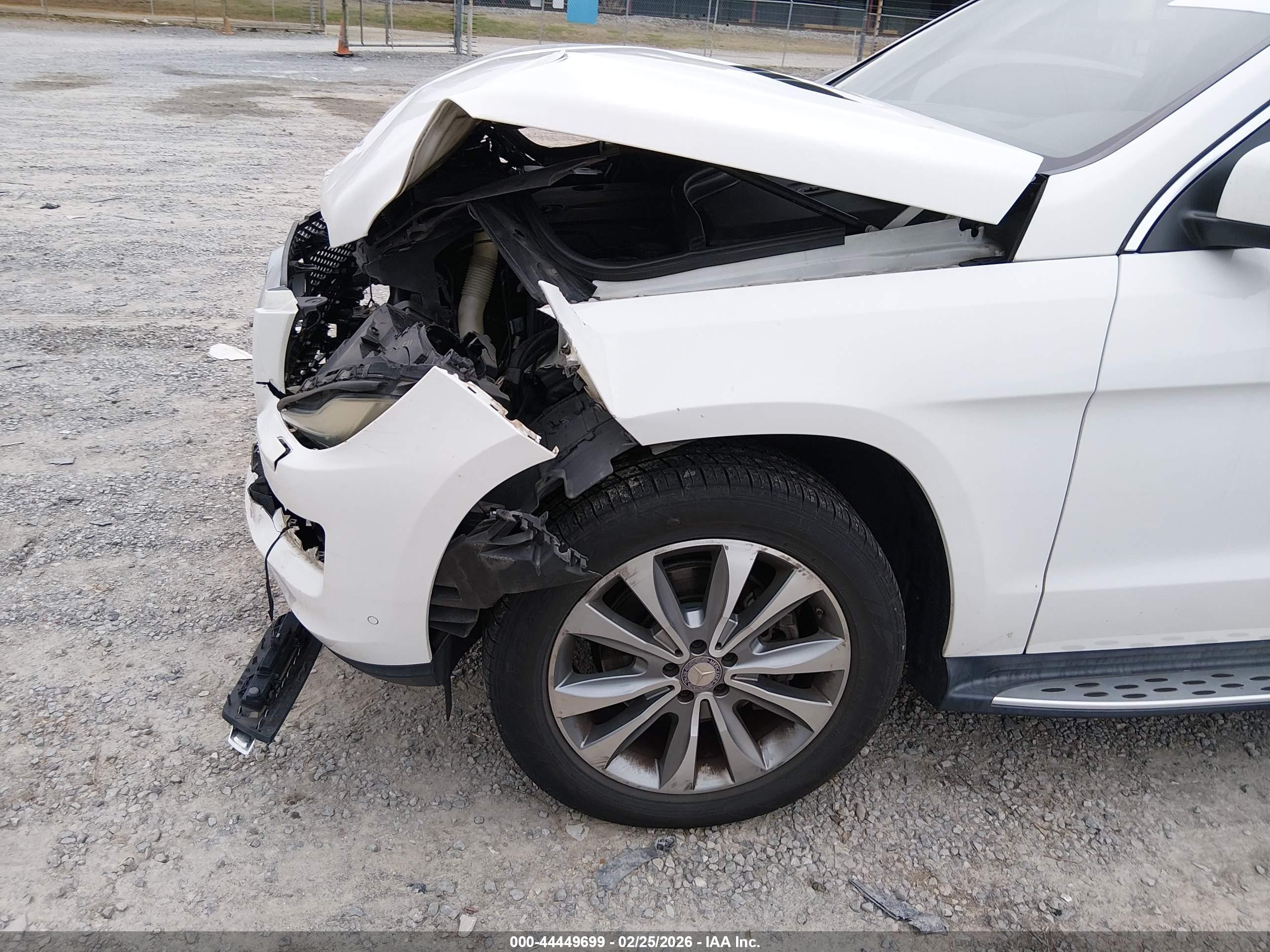 2015 Mercedes-benz Gl 350 Bluetec 4matic Белый vin: 4JGDF2EEXFA605772
